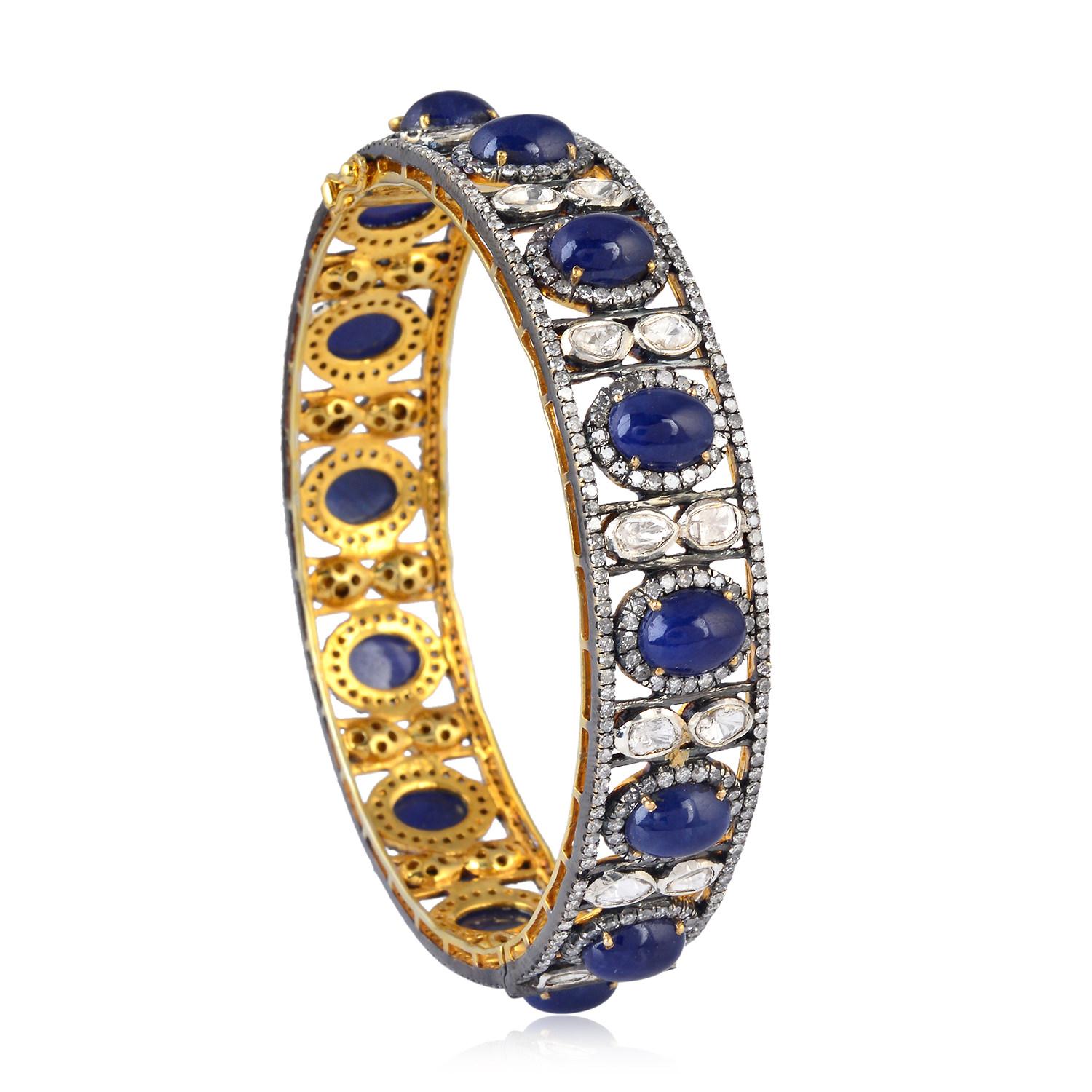 Artisan Bracelet jonc en saphir bleu et diamants en vente