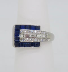 Anillo Hebilla Zafiro Azul y Diamante en Platino