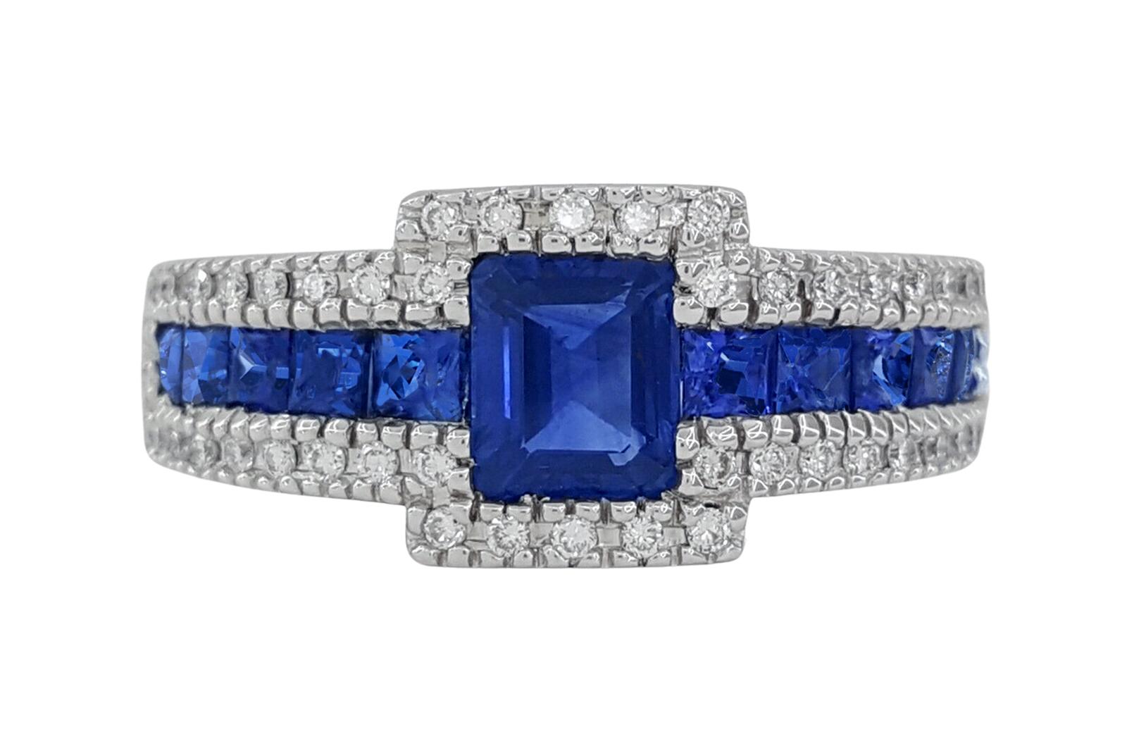 Blauer Saphir-Diamant-Cocktailring aus 18 Karat Weißgold (Kissenschliff) im Angebot