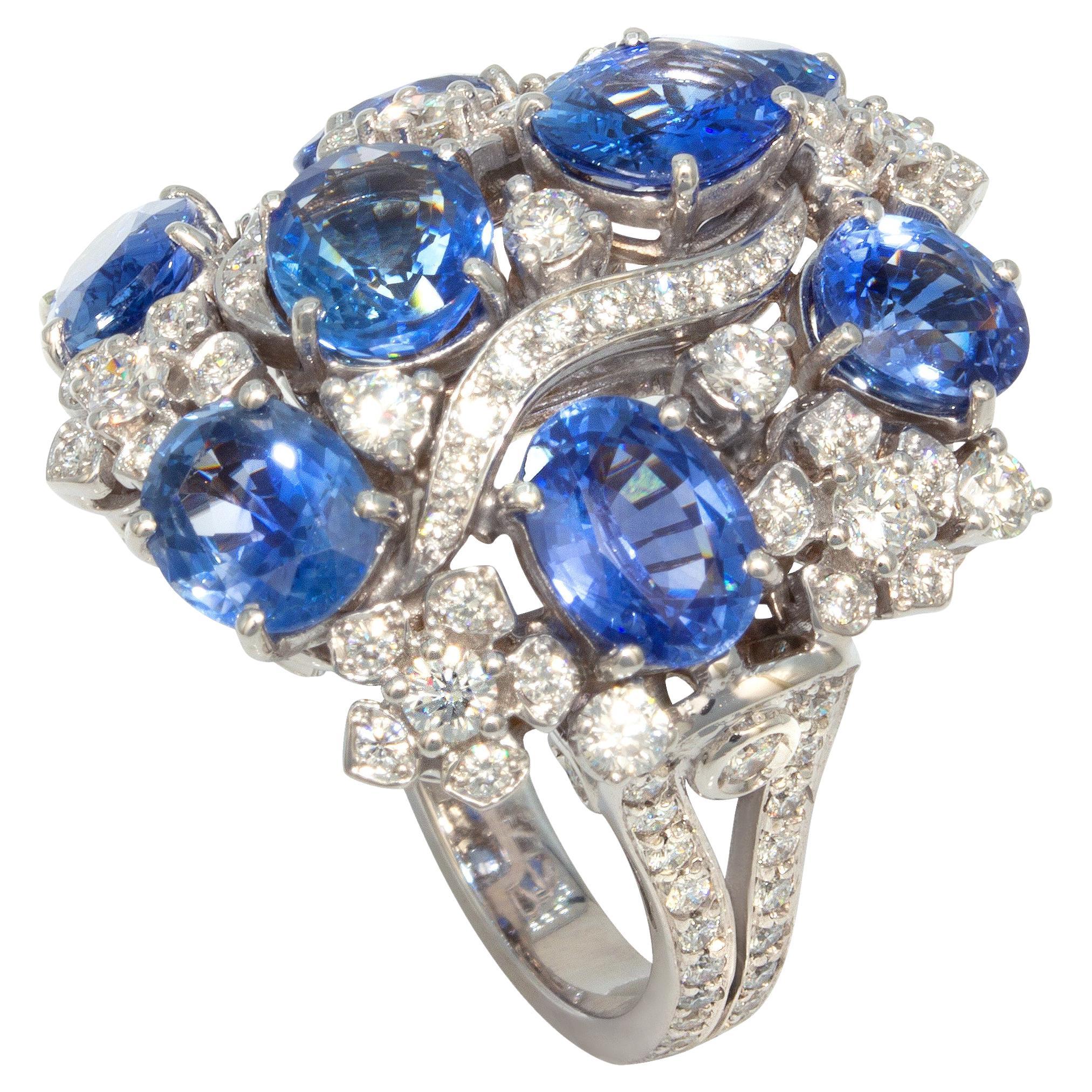 Anello da cocktail con zaffiro blu e cupola di diamanti Design/One di Ella Gafter