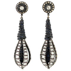 Boucles d'oreilles en goutte saphir bleu et diamant