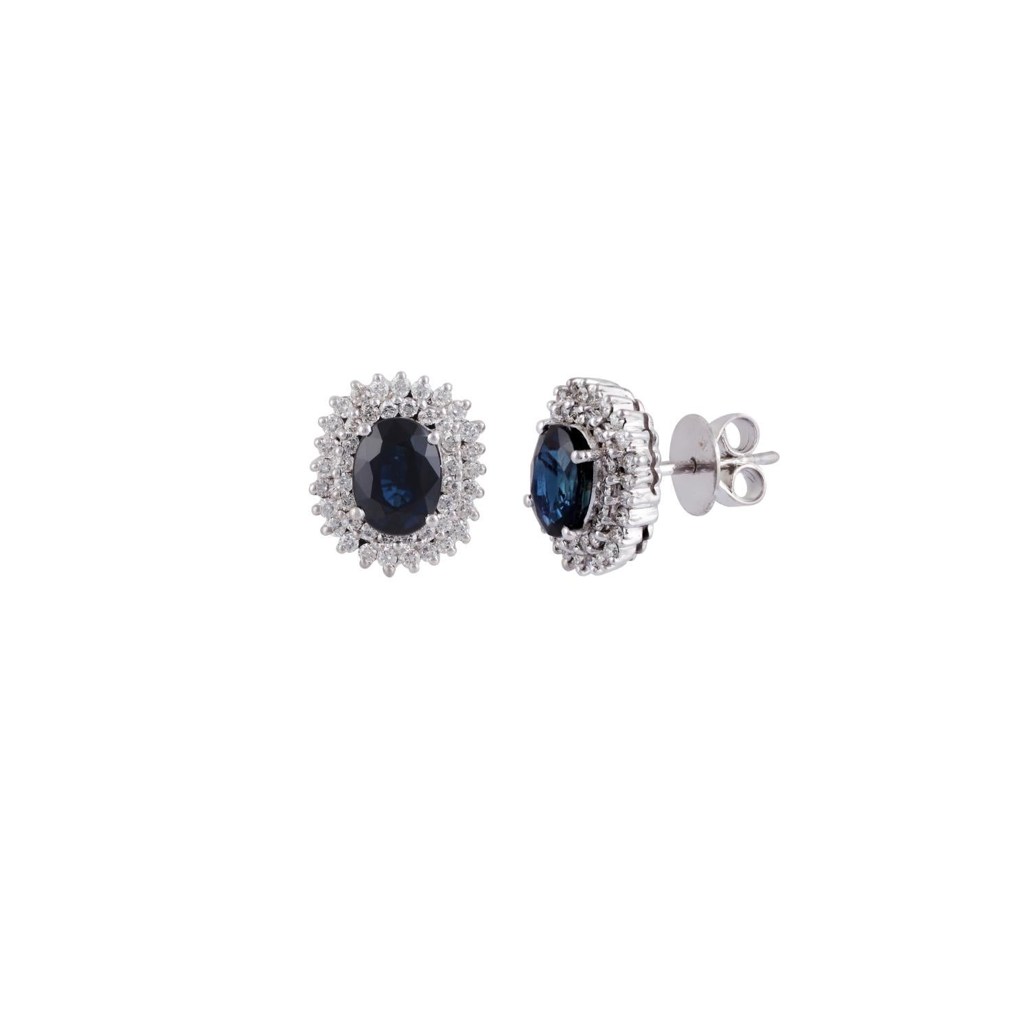 Contemporary Blue Sapphire & Diamond Earrings Studded in 18k White Gold For Sale