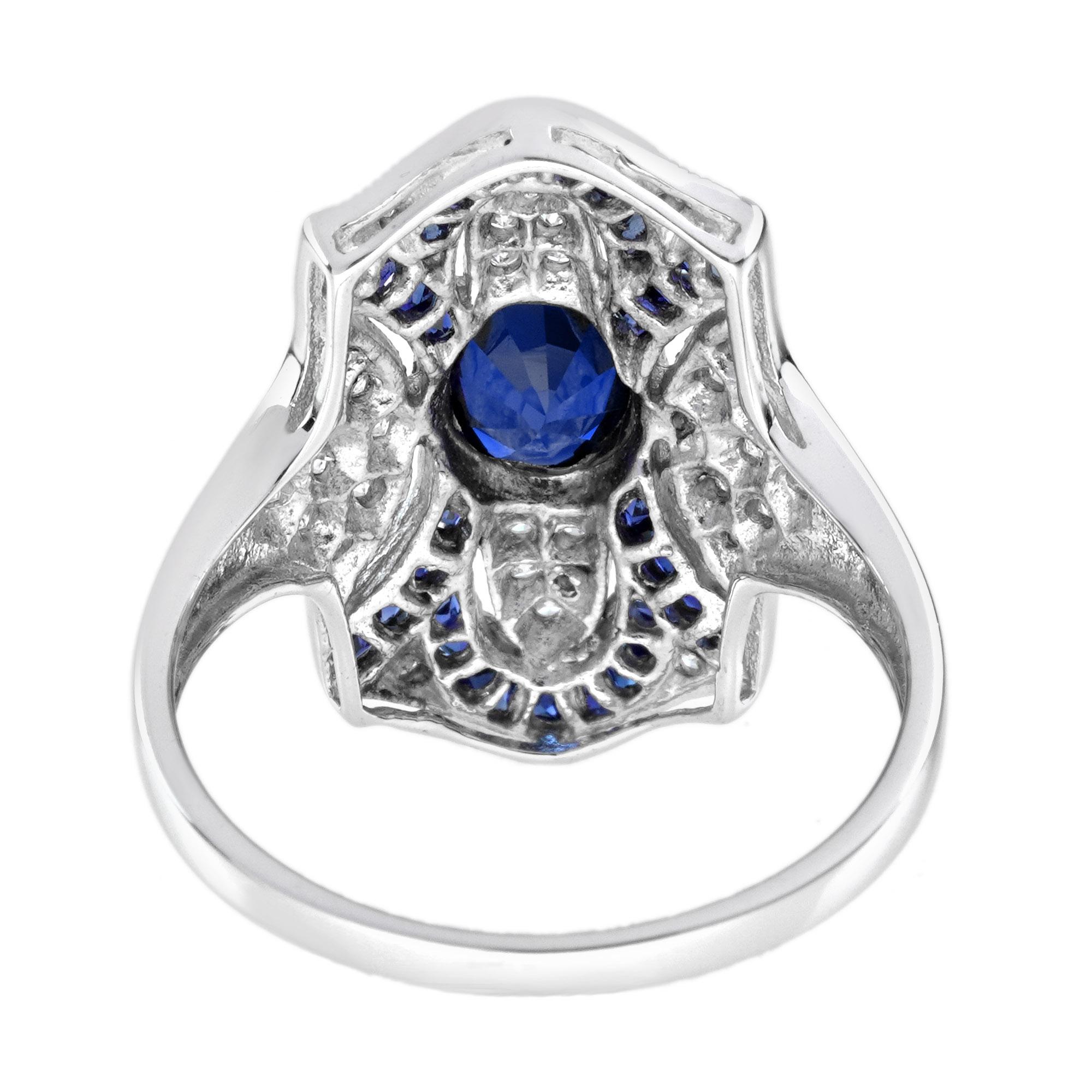 Taille ovale Bague en or blanc saphir bleu diamant de style édouardien ajouré inspiré de l'art déco en vente