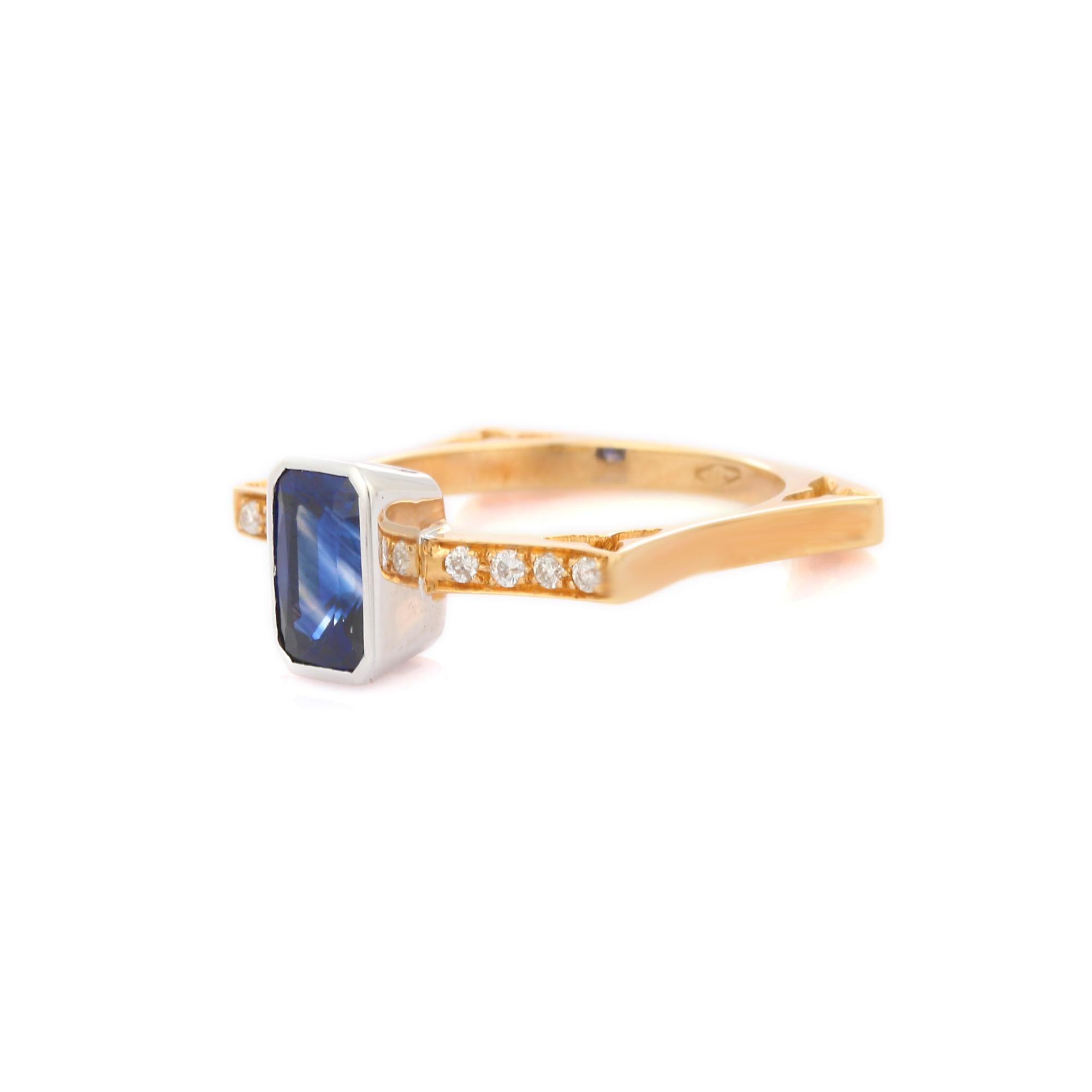 For Sale:  Blue Sapphire Diamond Geometrical Designer Ring in 18K Yellow Gold 3