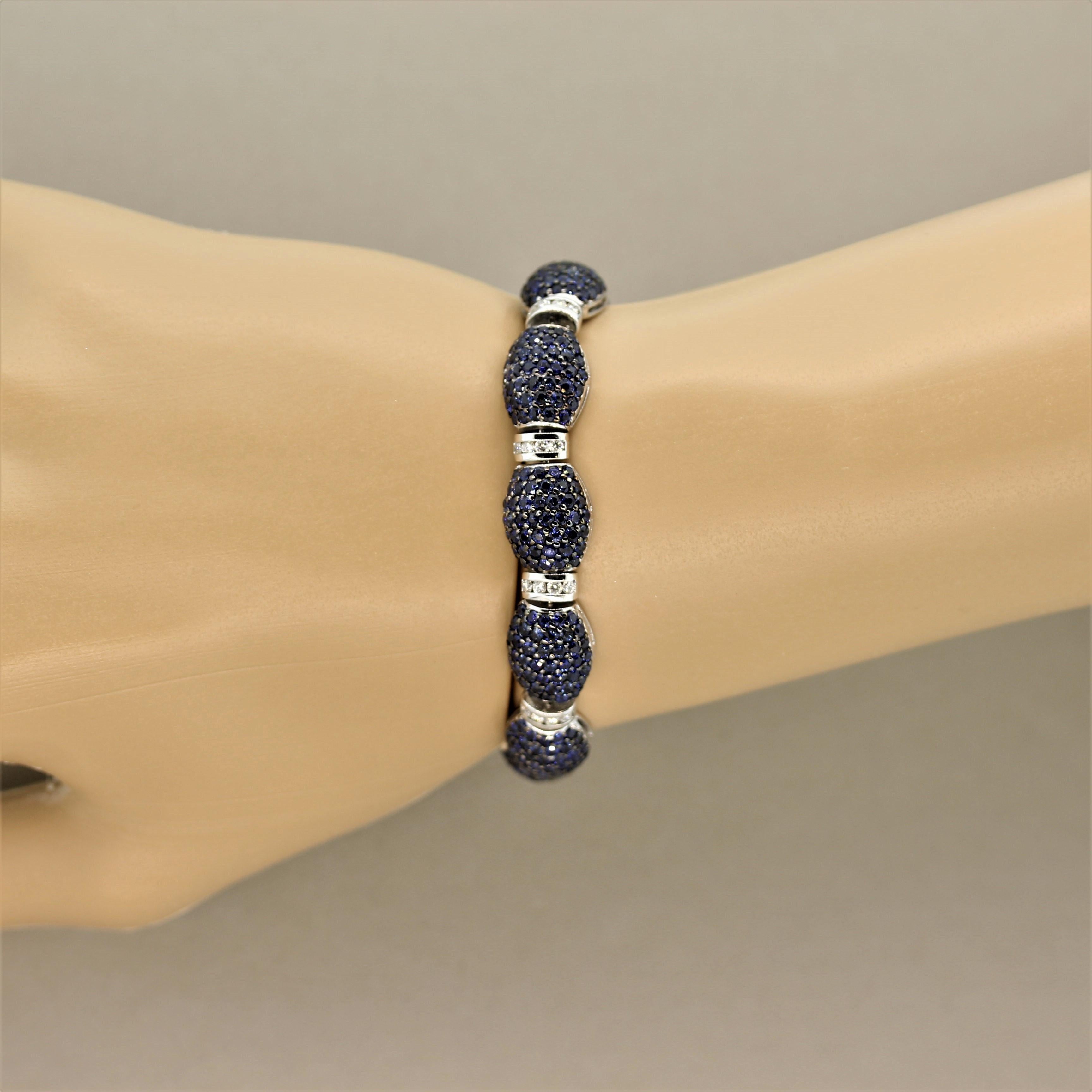 Women's Blue Sapphire Diamond Gold Bracelet For Sale