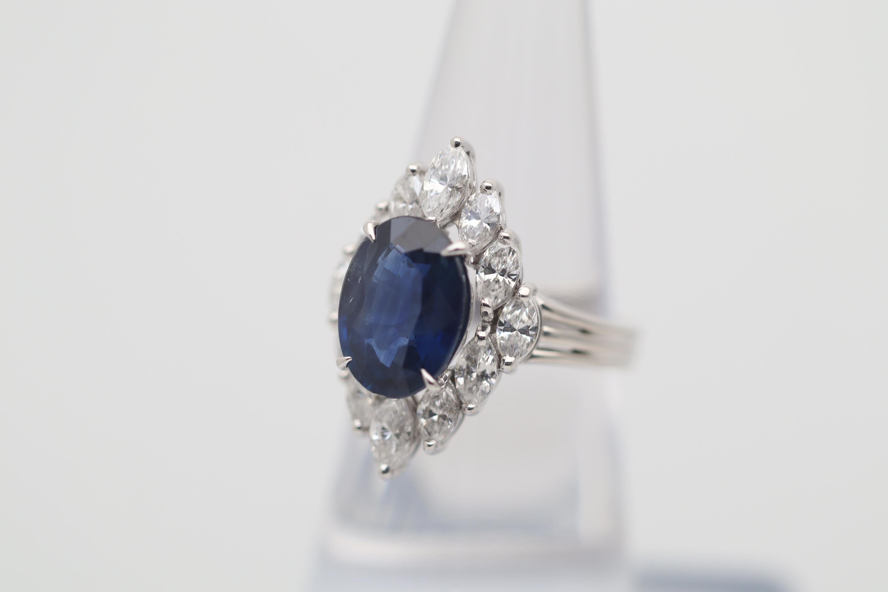 Blue Sapphire Diamond Gold Ring In New Condition For Sale In Beverly Hills, CA