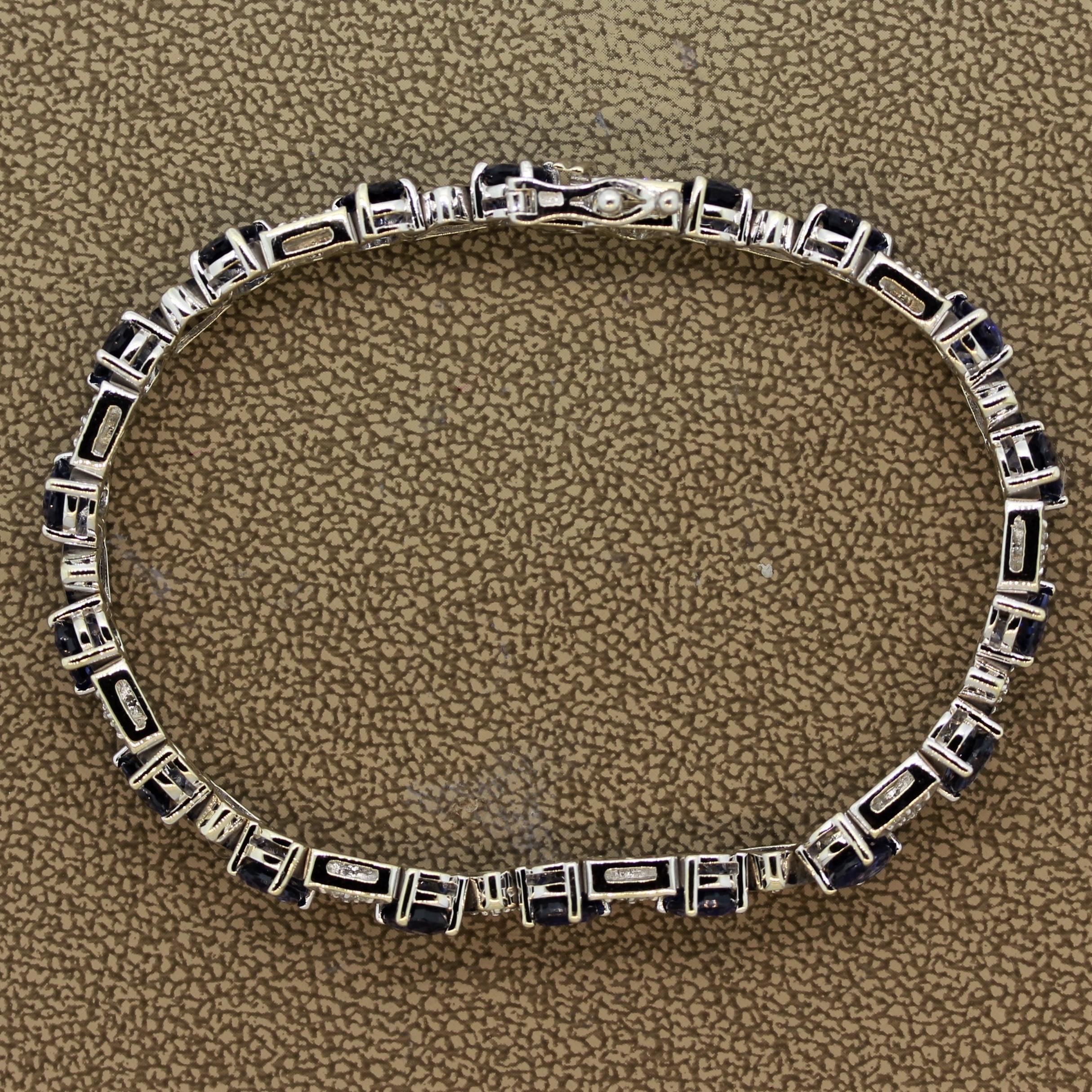 Bracelet tennis en or avec saphir bleu et diamants en vente 1