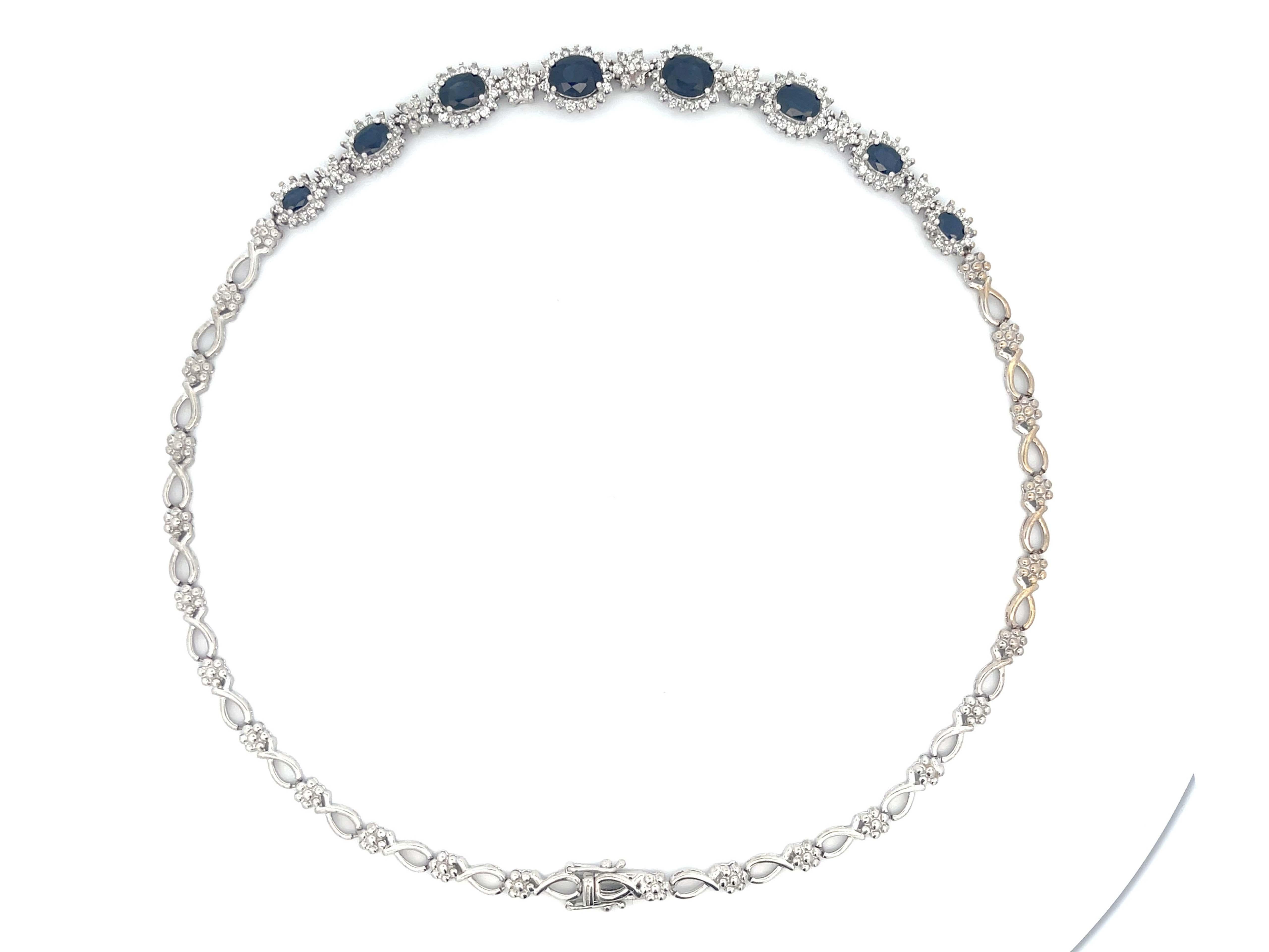 Blue Sapphire & Diamond Necklace in 18k White Gold In Excellent Condition For Sale In Honolulu, HI