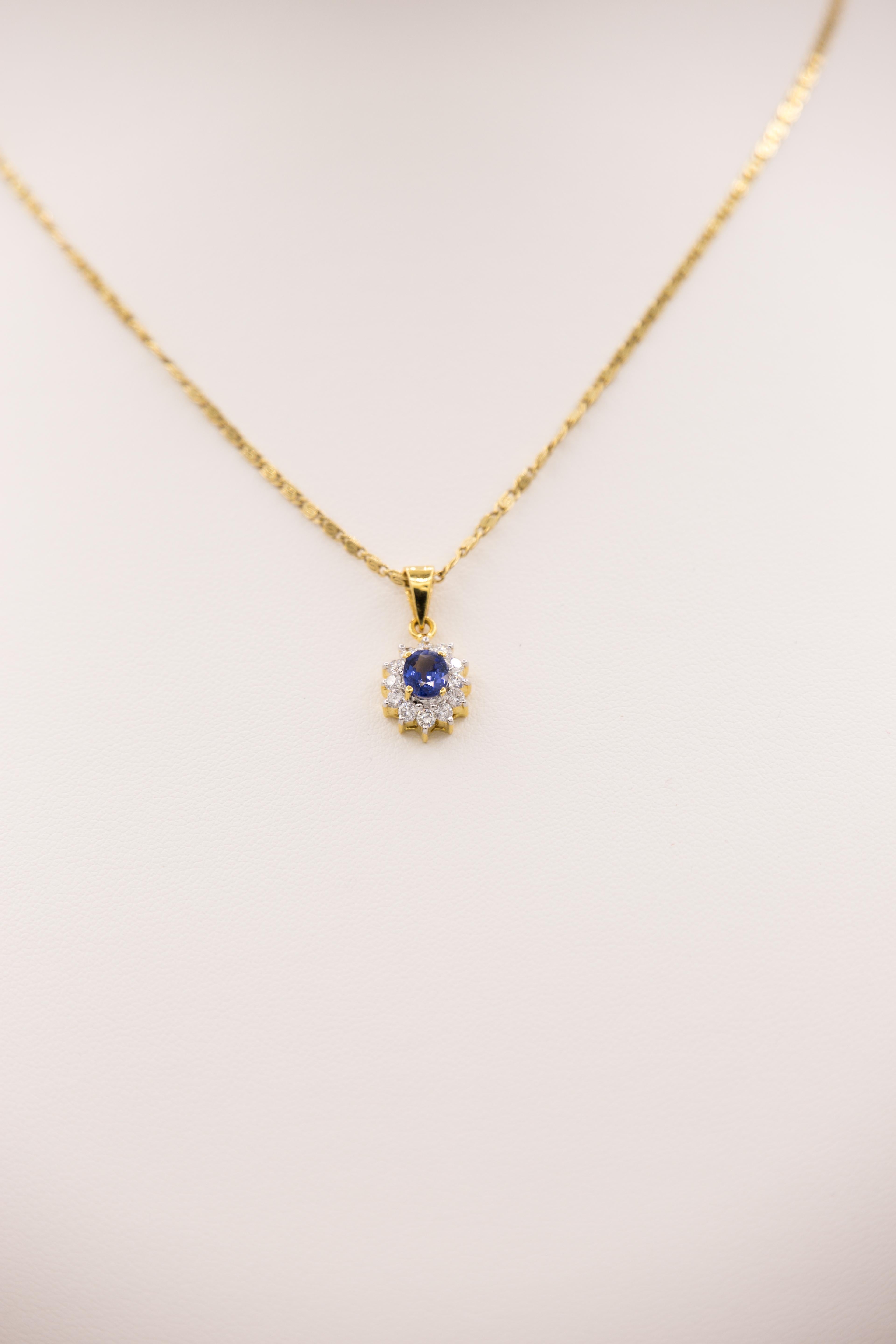 blue sapphire diamond pendant For Sale 1