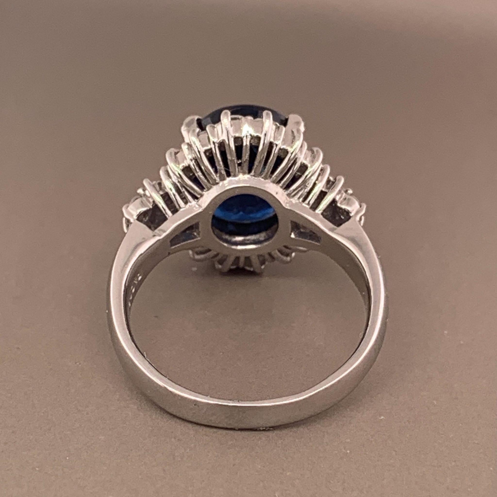 Women's or Men's Blue Sapphire Diamond Platinum Ring