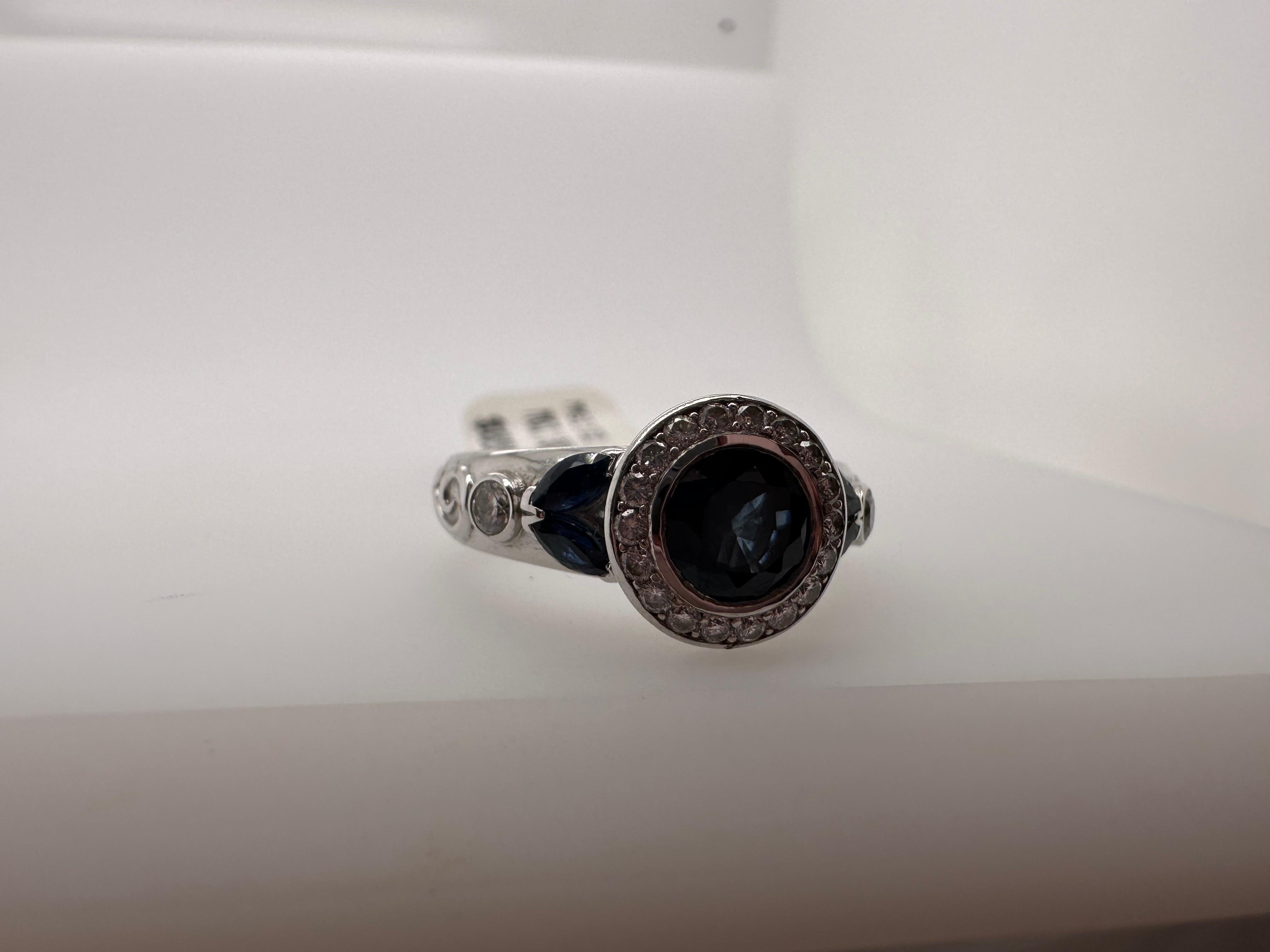 Women's or Men's Blue sapphire & Diamond ring 18KT white gold hand finish engagement ring For Sale