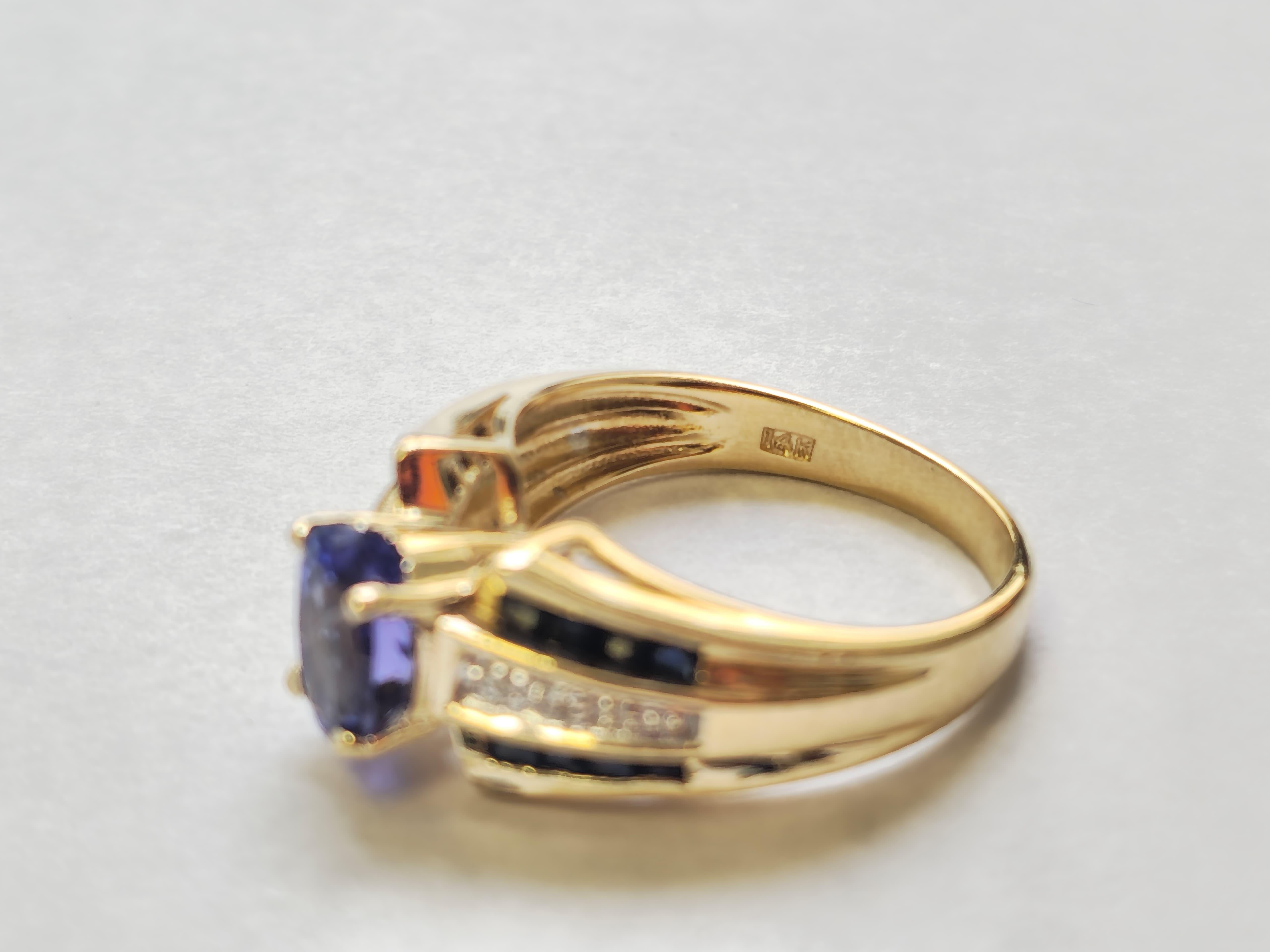 Blue Sapphire & Diamond Ring with Tanzanite Center in 14k Gold For Sale 3