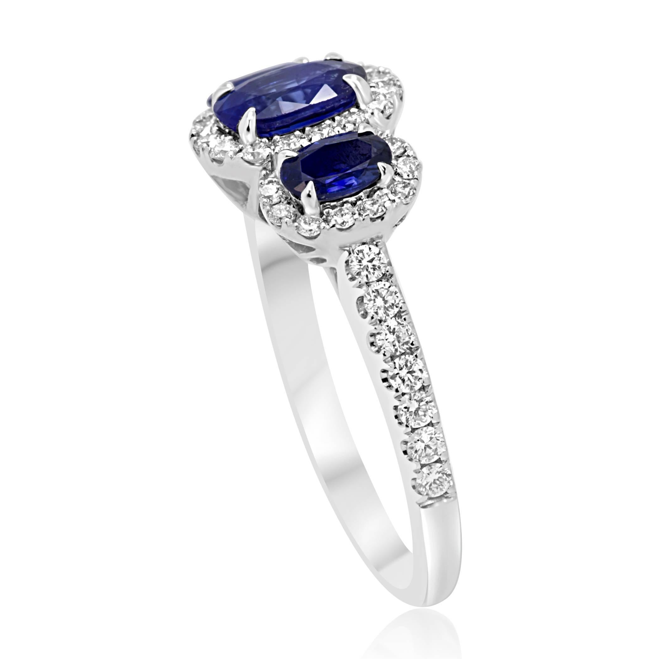 Blue Sapphire Diamond Three-Stone Halo Gold Fashion Cocktail Ring In New Condition In NEW YORK, NY