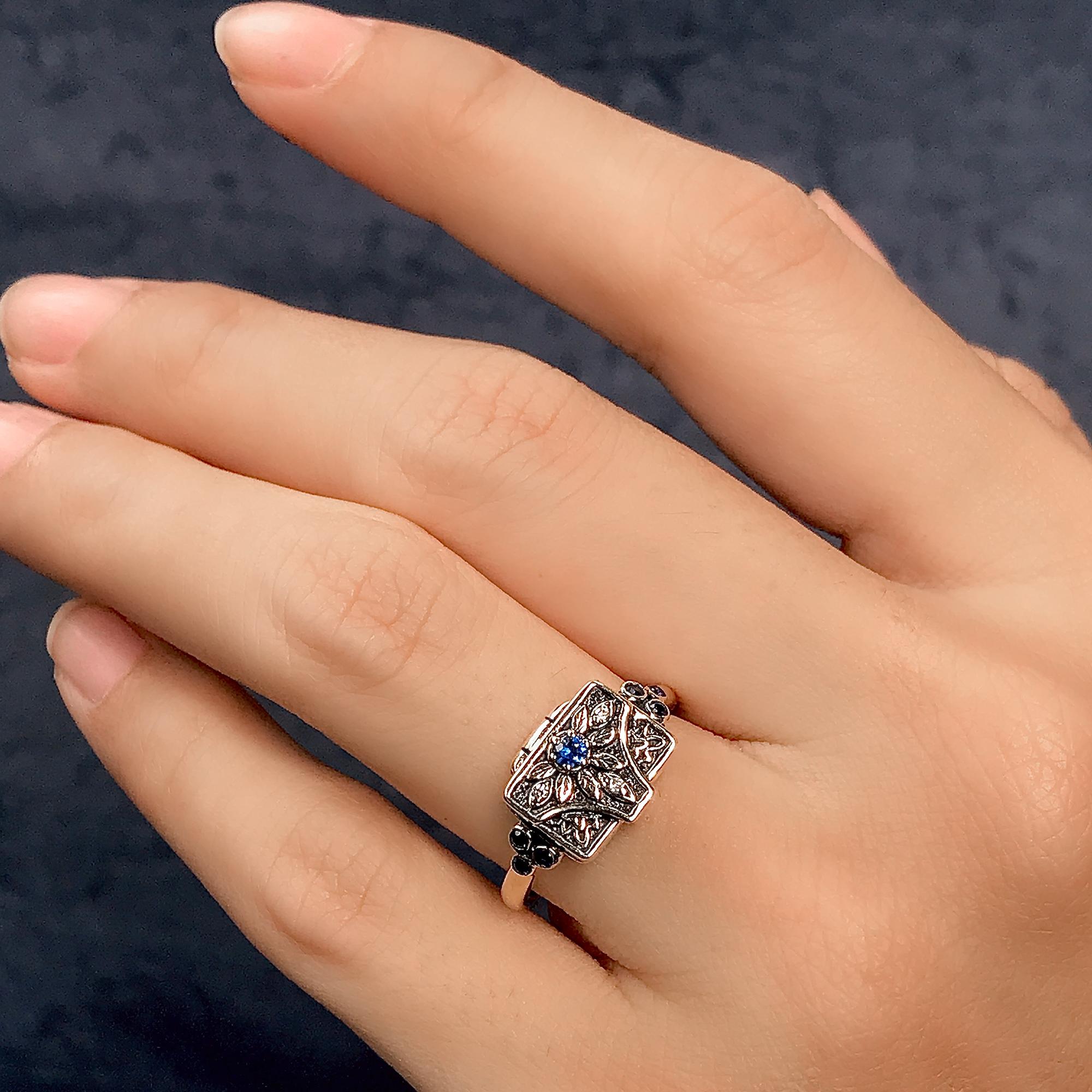 Blue Sapphire & Diamond Vintage Style Poison Locket 14K Yellow Gold Ring For Sale 1