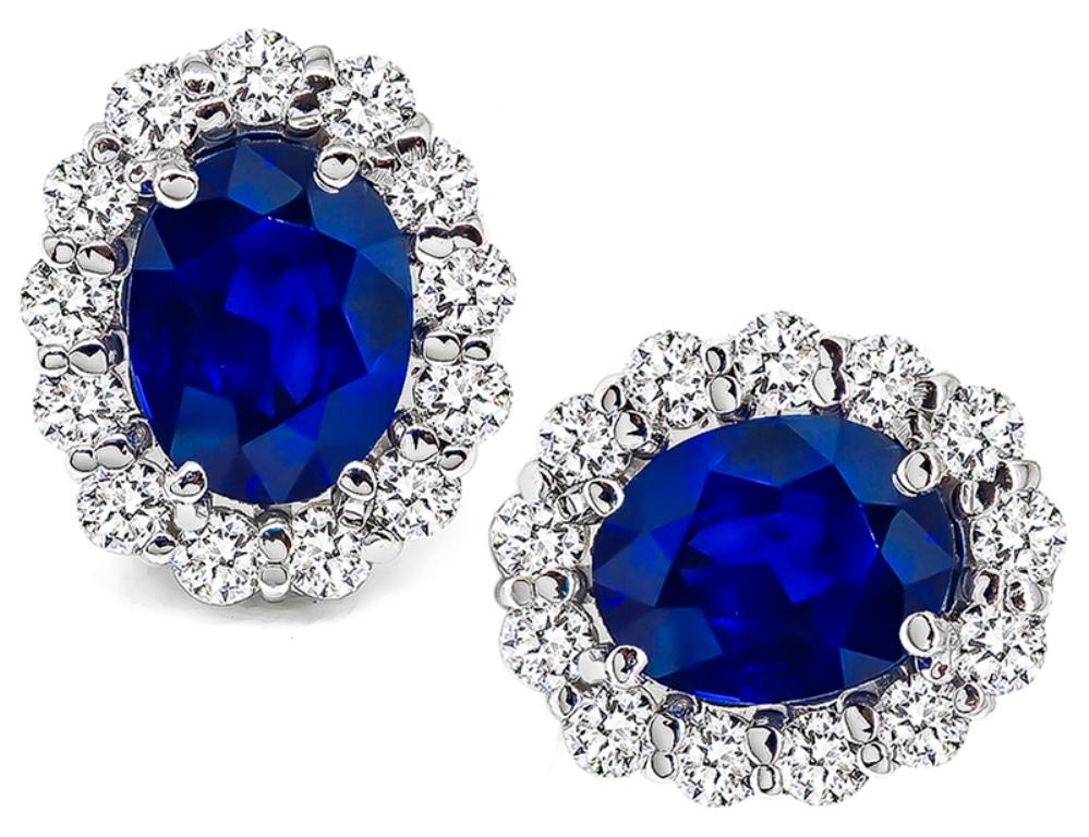 This stunning pair of 18k white gold earrings are centered with oval cut sapphires that weigh approximately 3.00ct. The sapphires are accentuated by sparkling round cut diamonds that weigh approximately 0.92ct. graded G-H color with VS clarity.
The