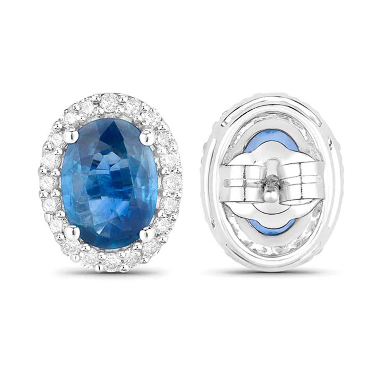 Orecchini con zaffiro blu Diamanti 2,15 carati Oro bianco 14K In condizioni ottime in vendita a Punta Gorda, FL
