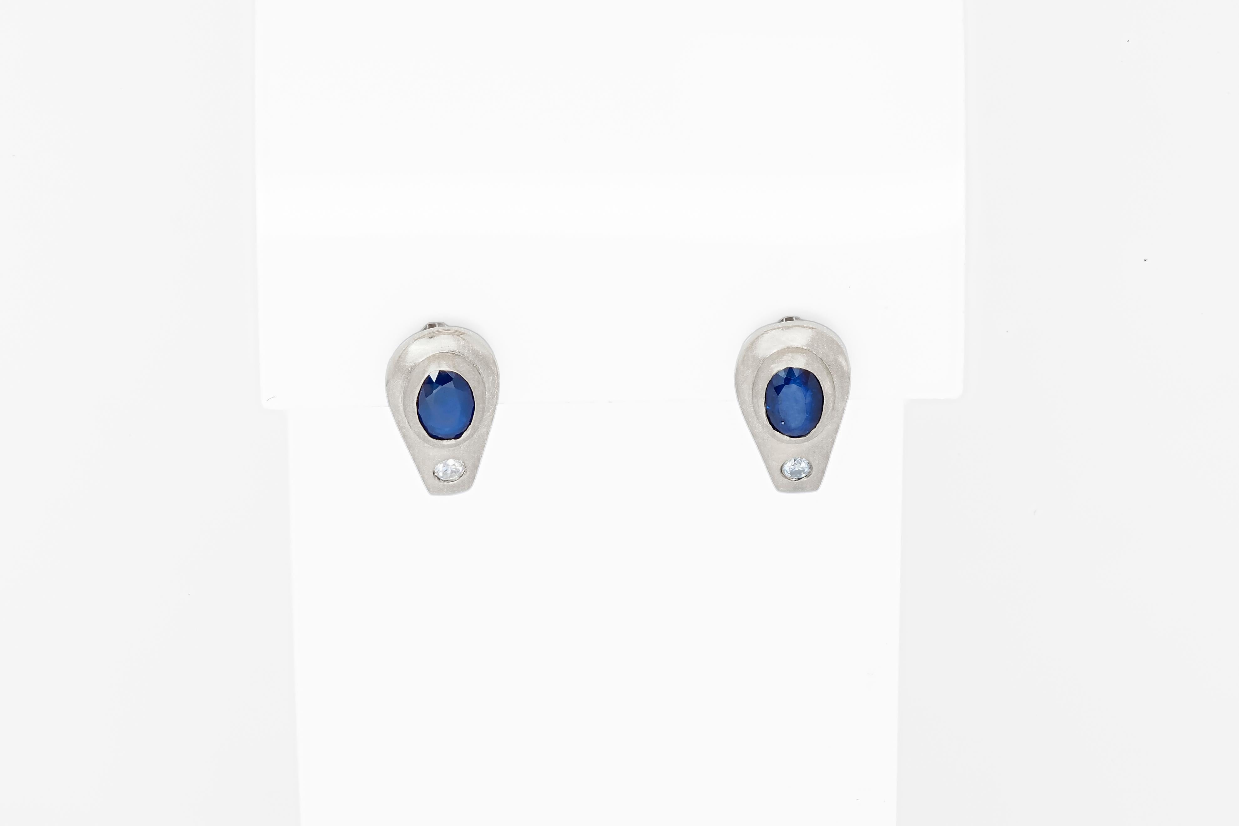 Blue Sapphire Earrings in 14k Gold, Genuine Sapphire Earrings For Sale 3