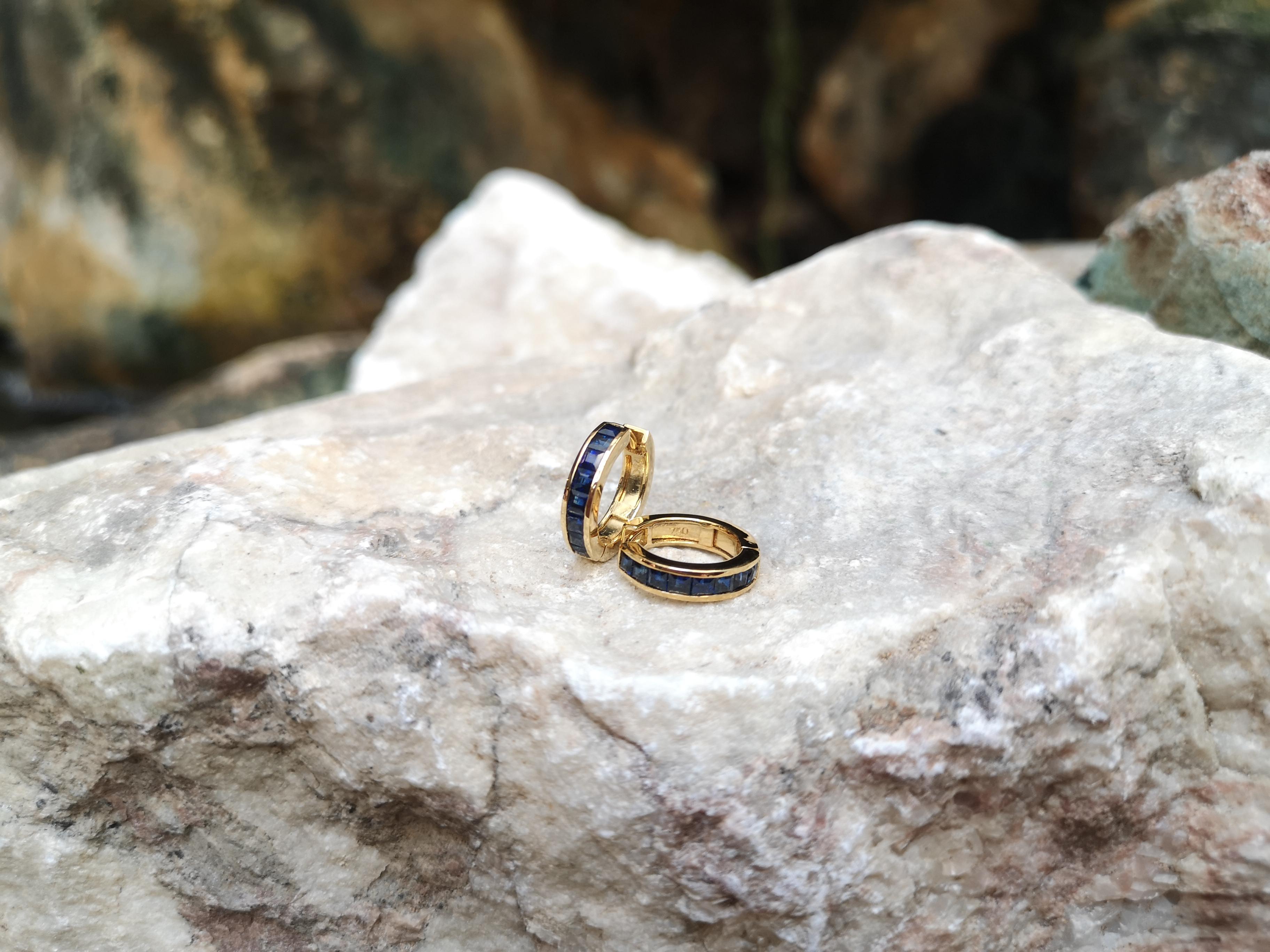 Blaue Saphir-Ohrringe in 18 Karat Goldfassung (Zeitgenössisch)