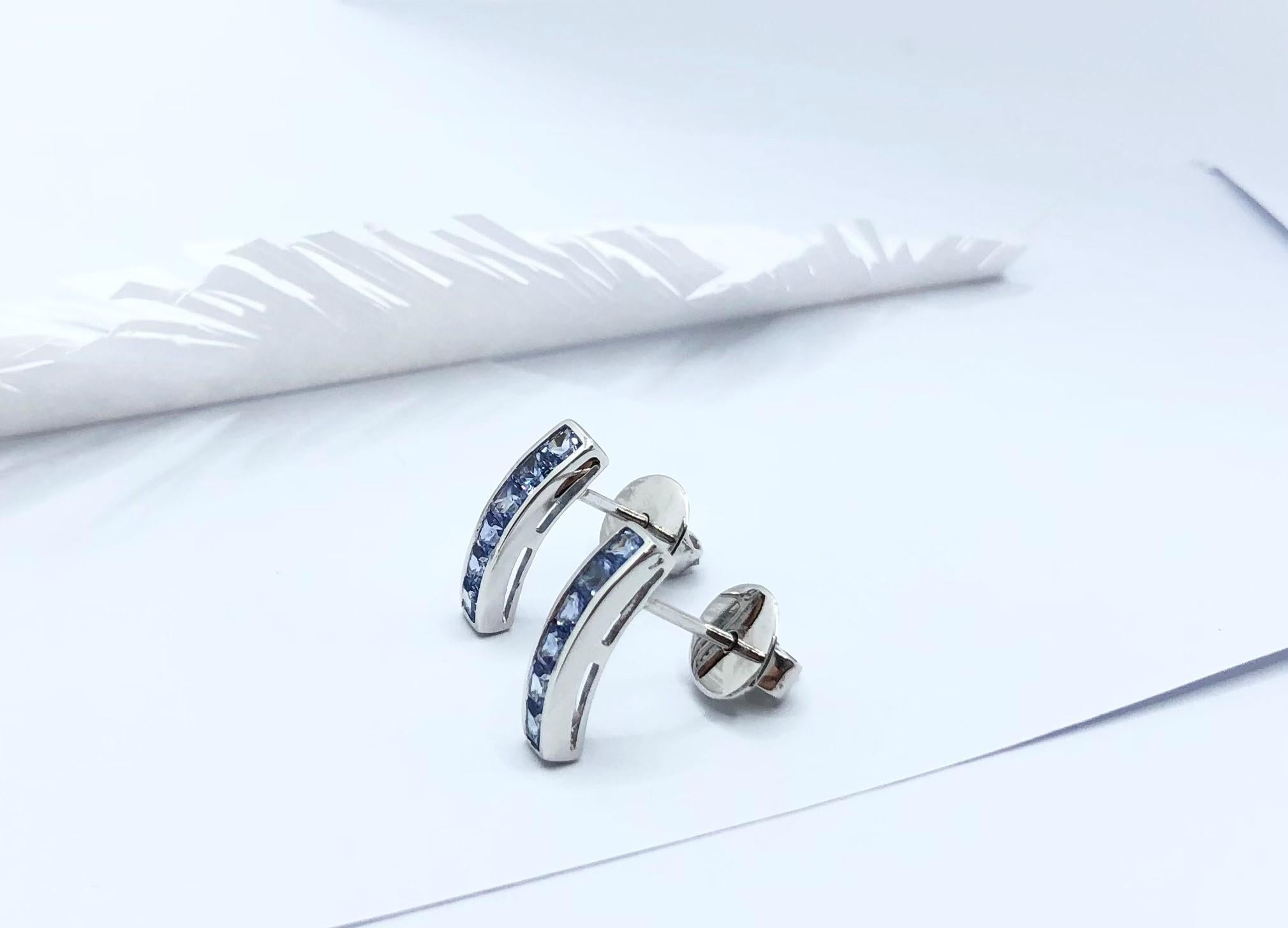 Women's Blue Sapphire Earrings Set in 18 Karat White Gold Settings For Sale