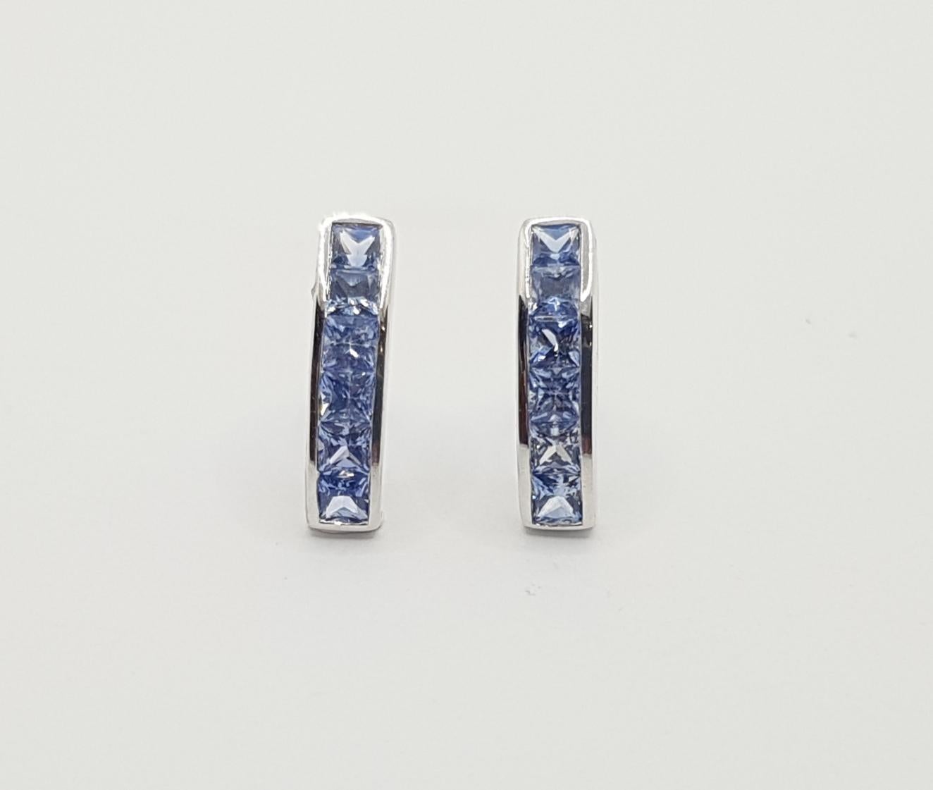 Blue Sapphire Earrings Set in 18 Karat White Gold Settings For Sale 1