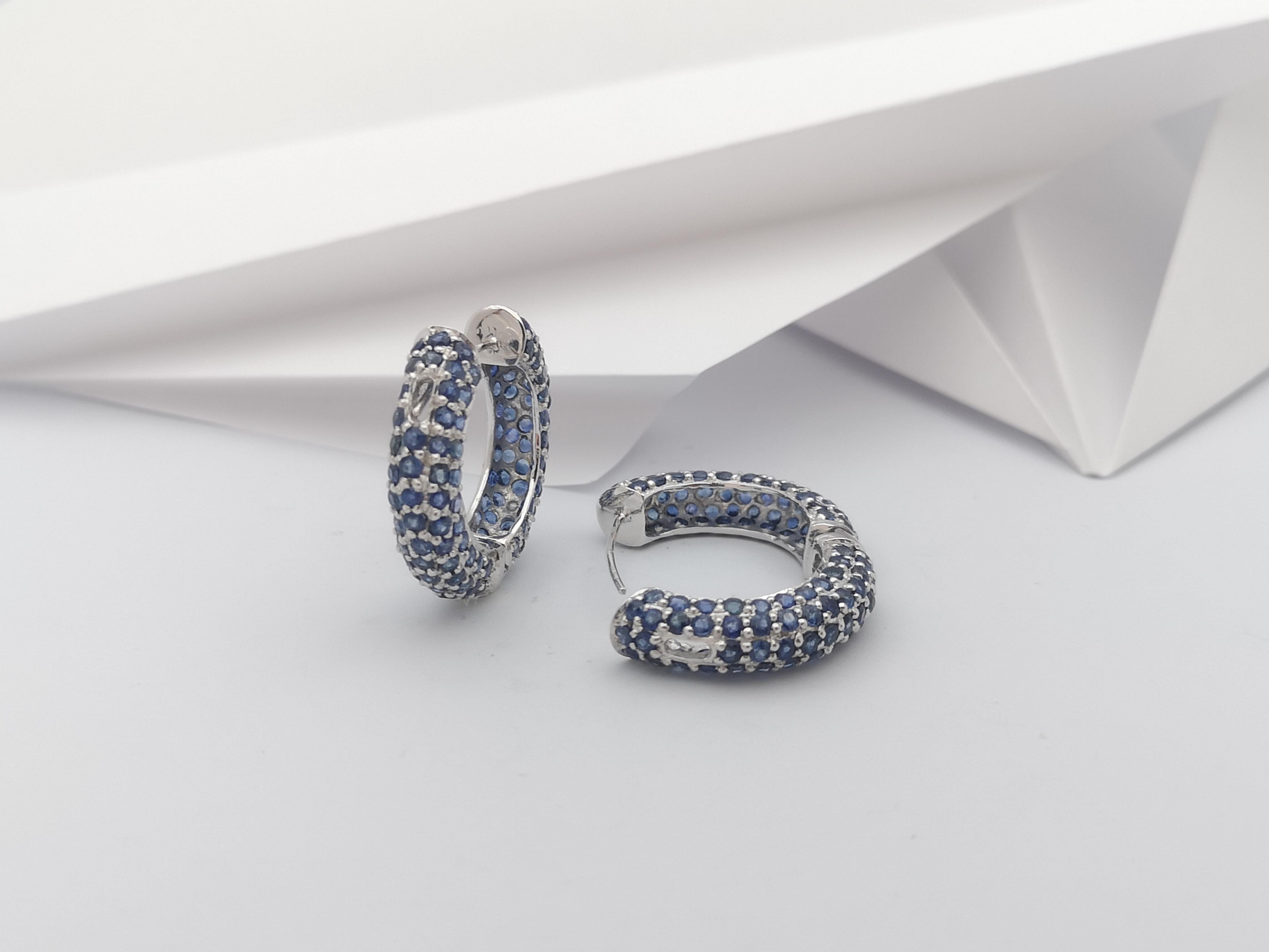 Blue Sapphire Earrings set in Silver Settings For Sale 5