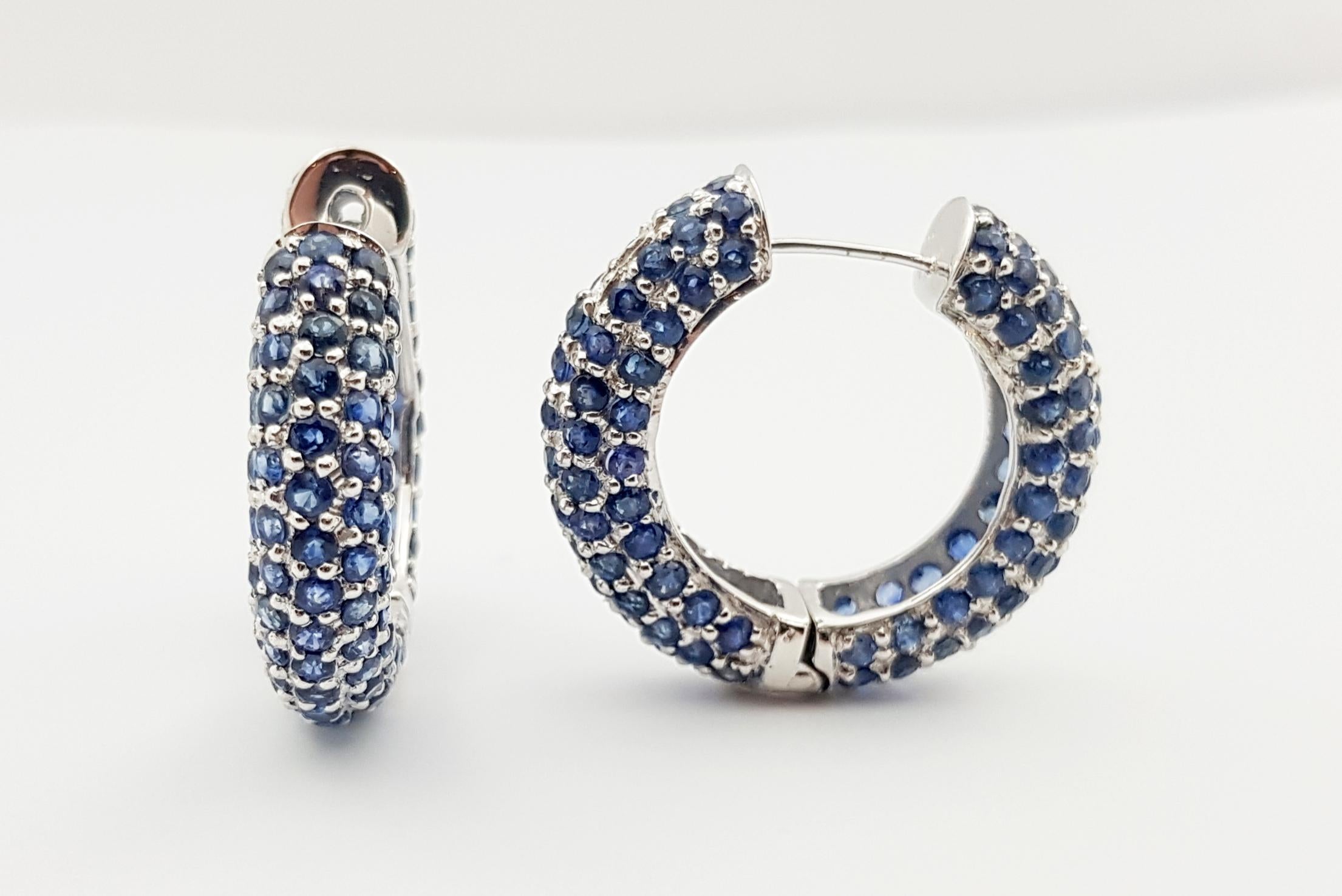 Blue Sapphire Earrings set in Silver Settings In New Condition For Sale In Dusit, 10