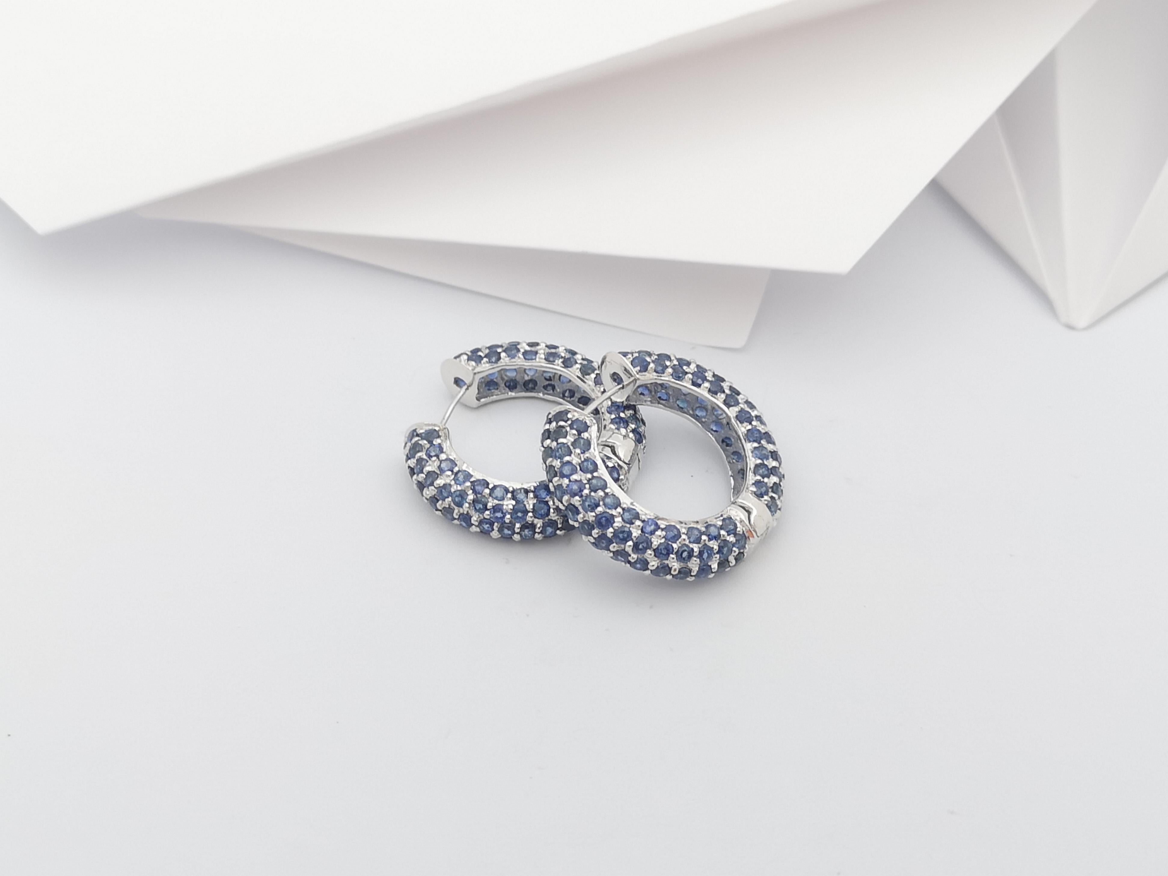 Blue Sapphire Earrings set in Silver Settings For Sale 2