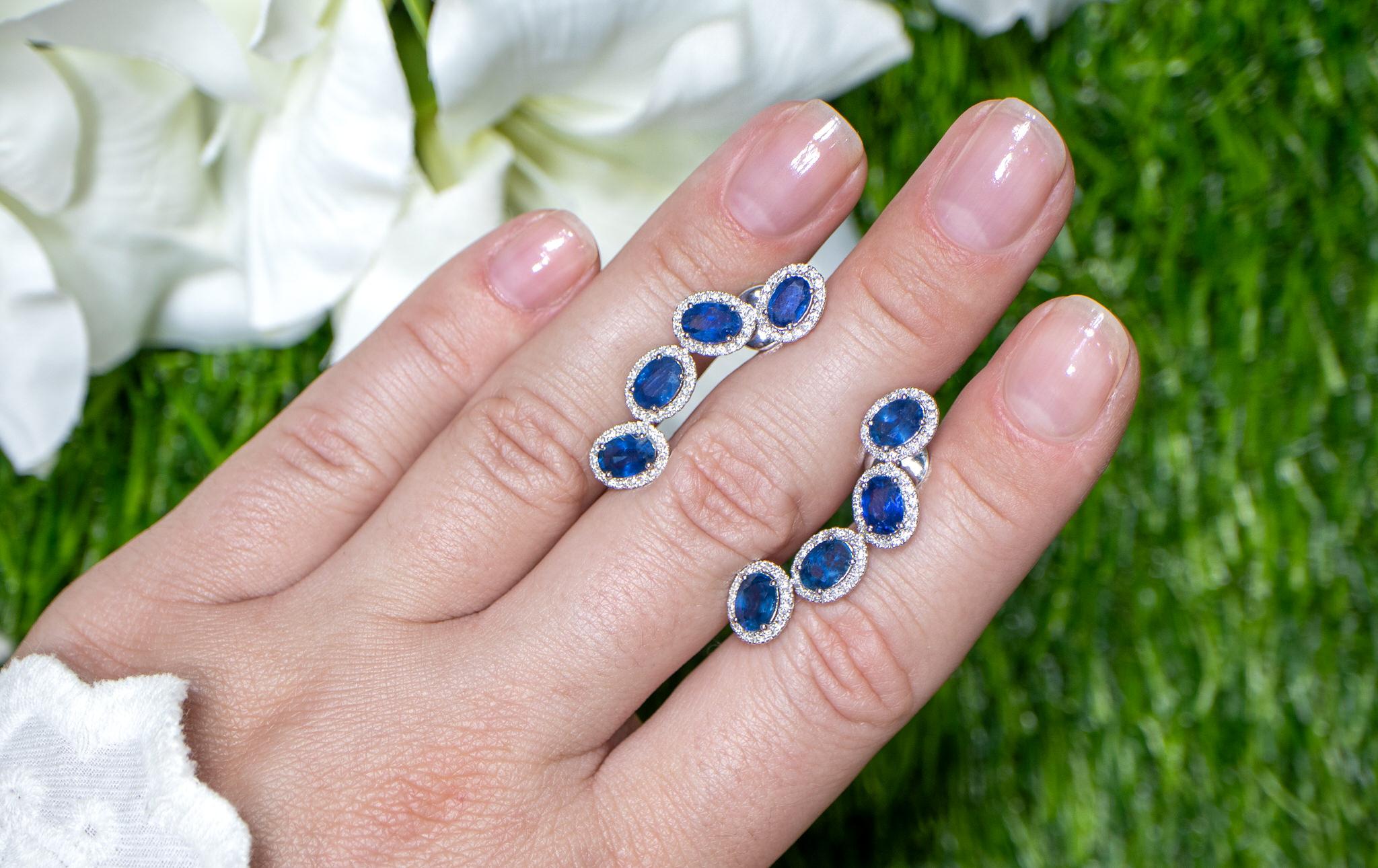 Ohrringe mit blauem Saphir und Diamanten 5,69 Karat 18K Gold (Moderne) im Angebot