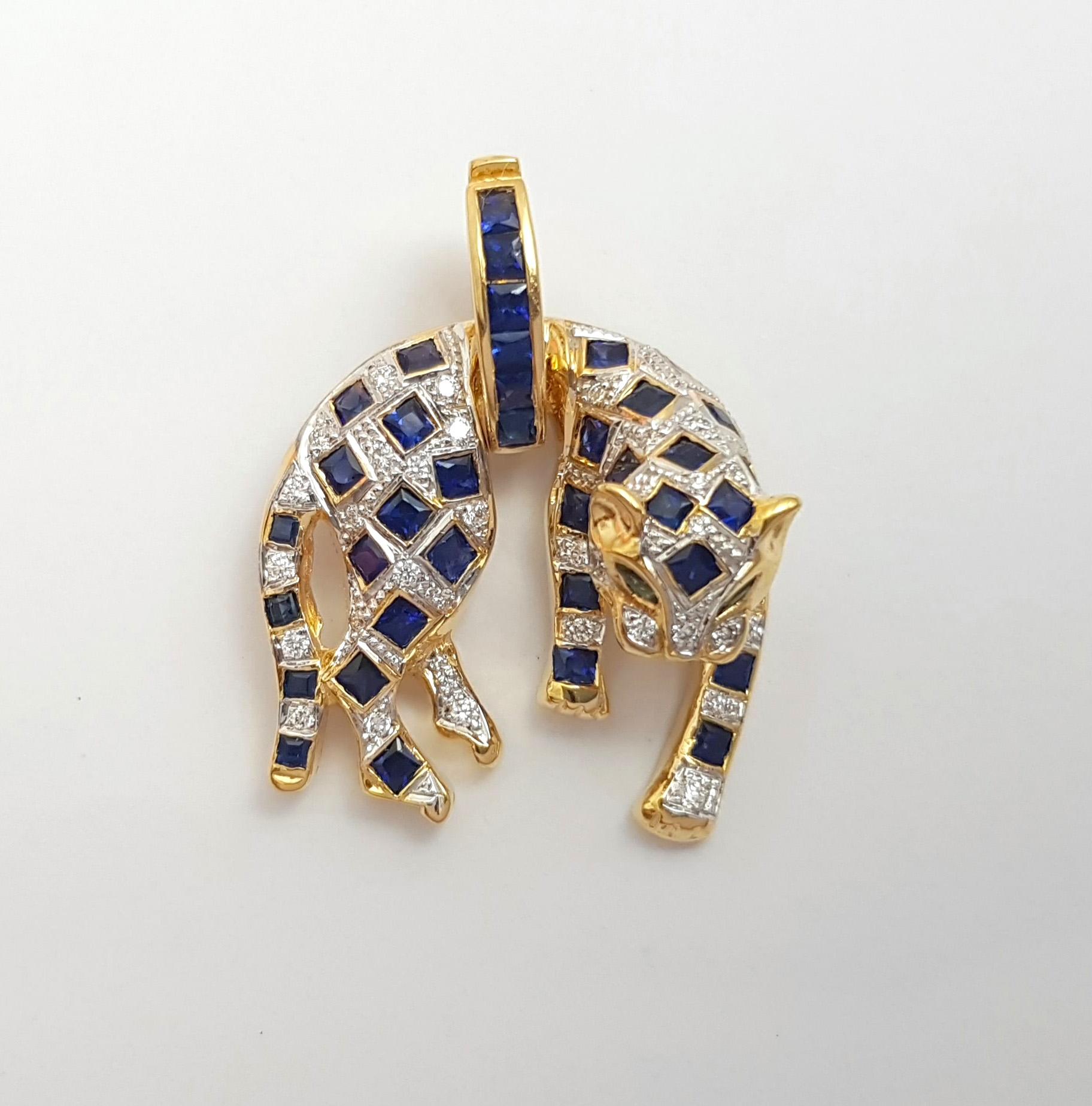 Anhänger mit blauem Saphir, Smaragd und Diamant in 18 Karat Goldfassungen gefasst (Zeitgenössisch) im Angebot
