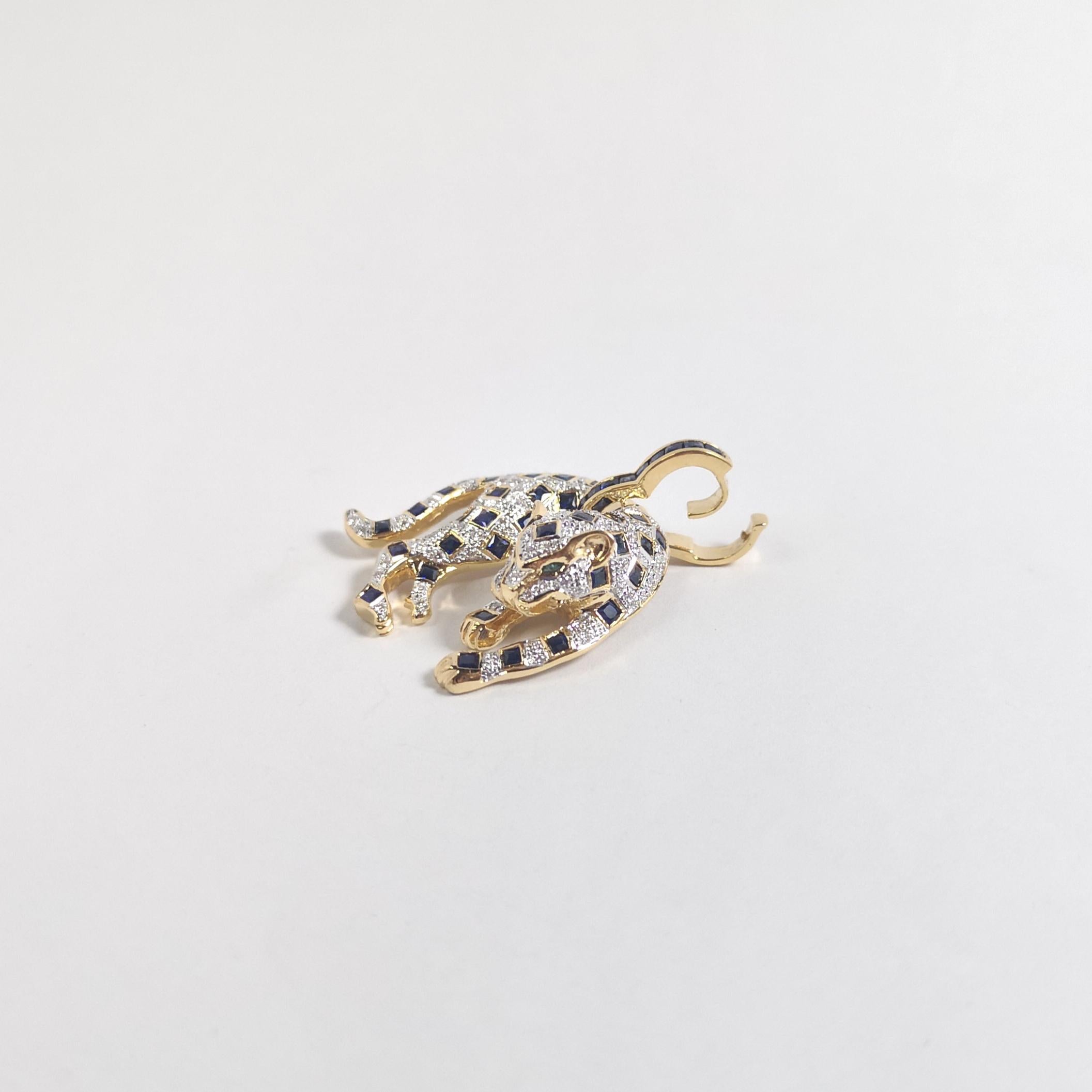 Anhänger mit blauem Saphir, Smaragd und Diamant in 18 Karat Goldfassungen gefasst im Angebot 2