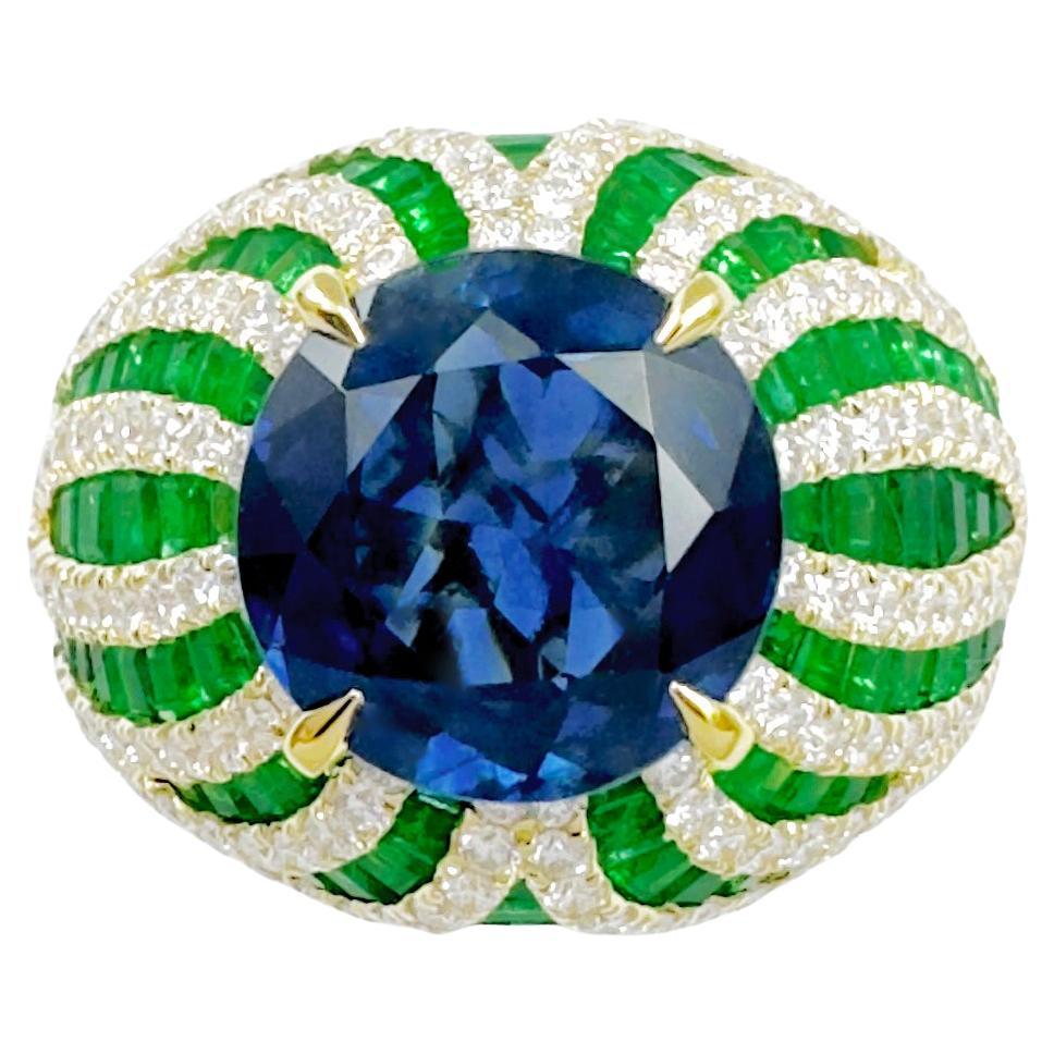 Blue Sapphire, Emerald and Diamond Ring set in 18K Gold Settings For Sale