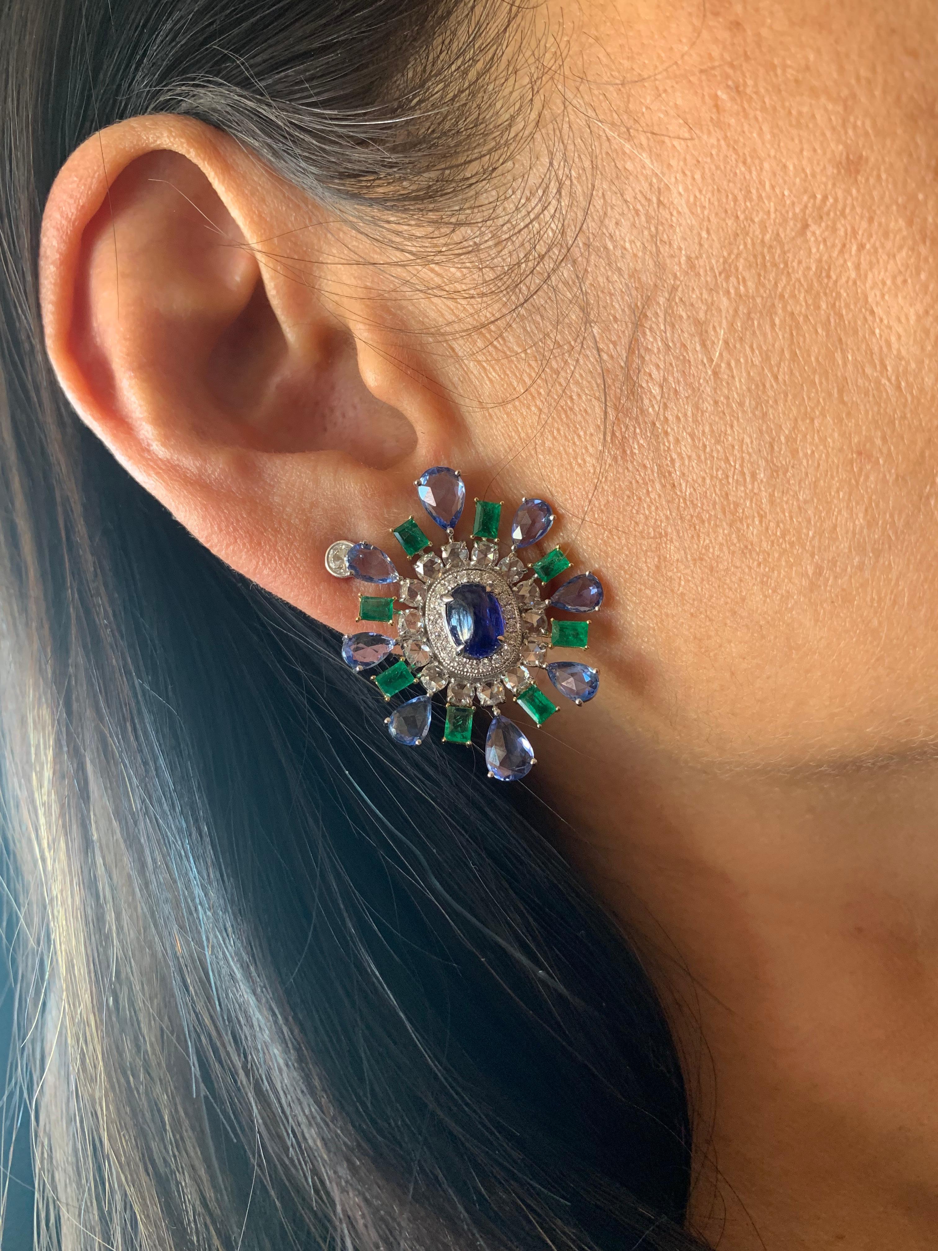 Art Deco Blue Sapphire & Emerald Stud Earrings with Diamond in 18 Karat White Gold For Sale