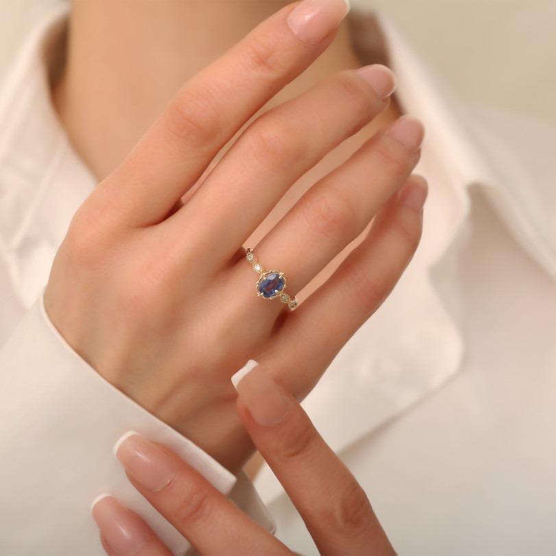 Modern Blue Sapphire Engagement Diamond 0.94ct Ring For Sale
