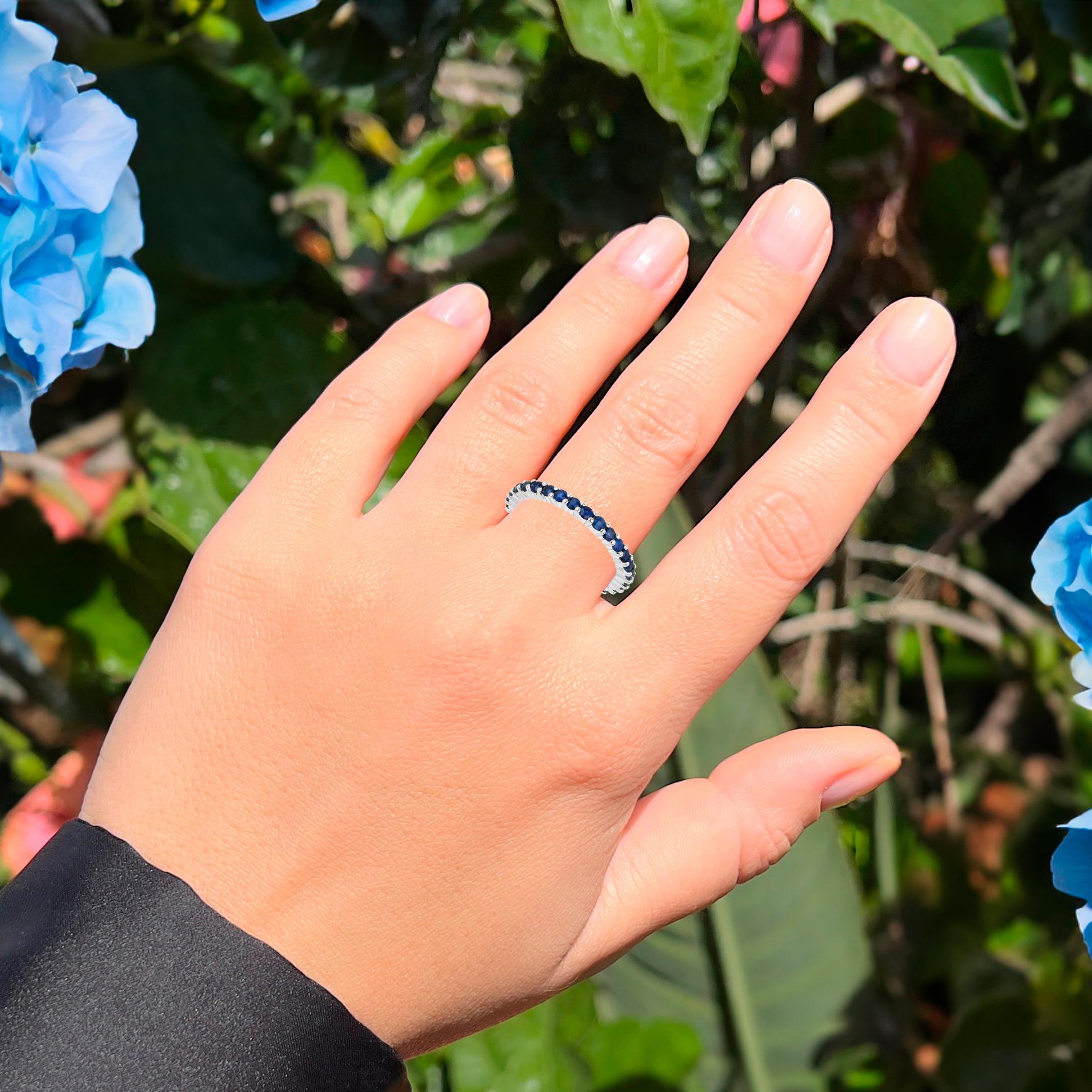 Contemporary Blue Sapphire Eternity Band Ring 1.38 Carats 14K White Gold For Sale