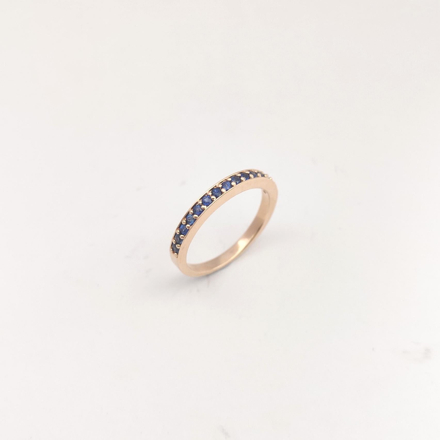 Blue Sapphire Eternity Band Ring set in 18K Rose Gold Settings For Sale 4