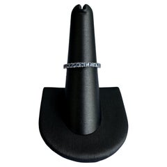 Anello Eternity con zaffiro blu in oro bianco 14kt - 1,18ctw, misura 6,5, nuovo