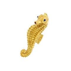 Blue Sapphire Eyes 18k Yellow Gold SEAHORSE Brooch by John Landrum Bryant