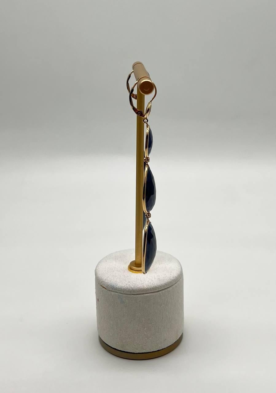 Orecchini a goccia in oro 14K con zaffiro blu sfaccettato e diamanti a fette in vendita 3