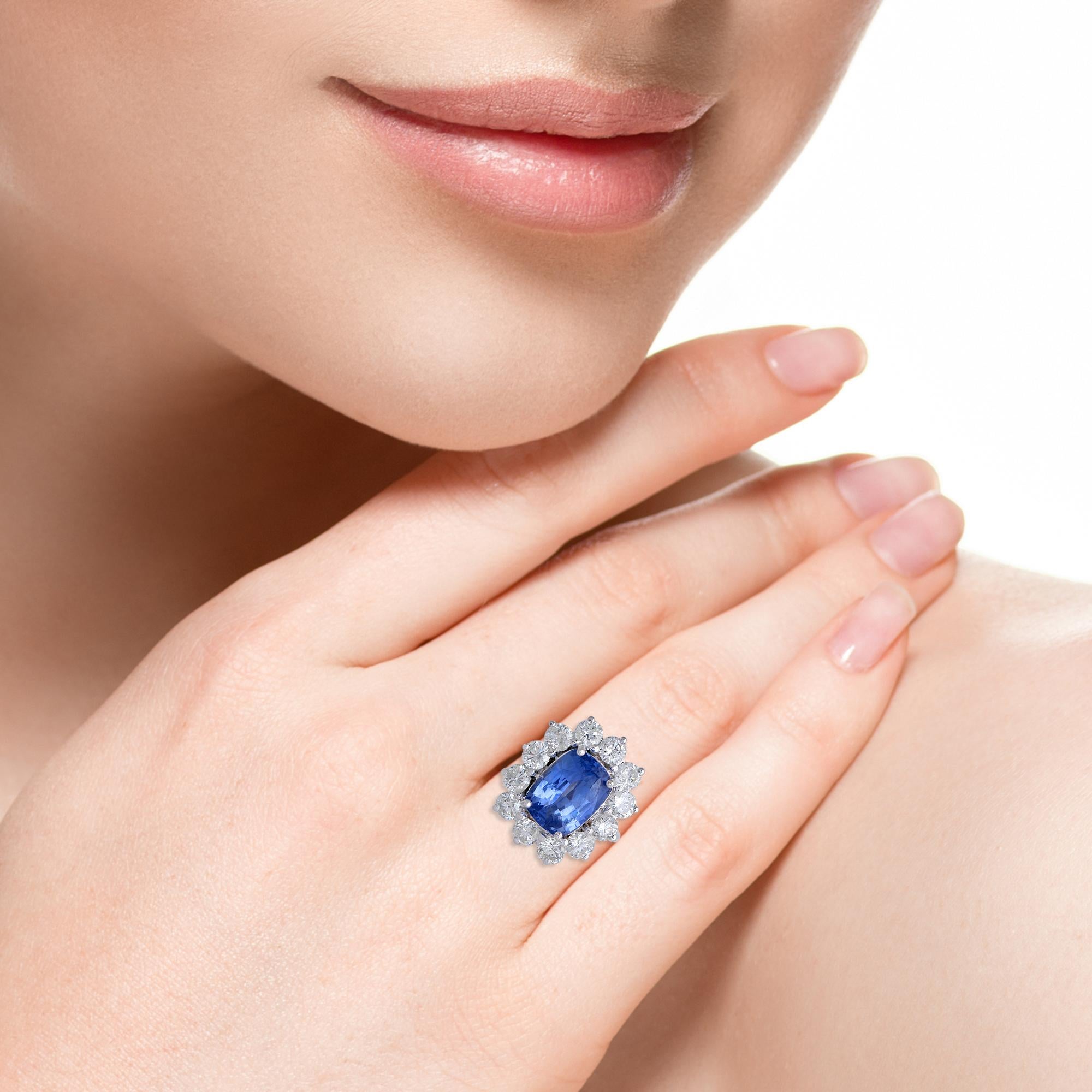 For Sale:  Blue Sapphire Gemstone Cocktail Ring Diamond 18 Kt White Gold Handmade Jewelry 5