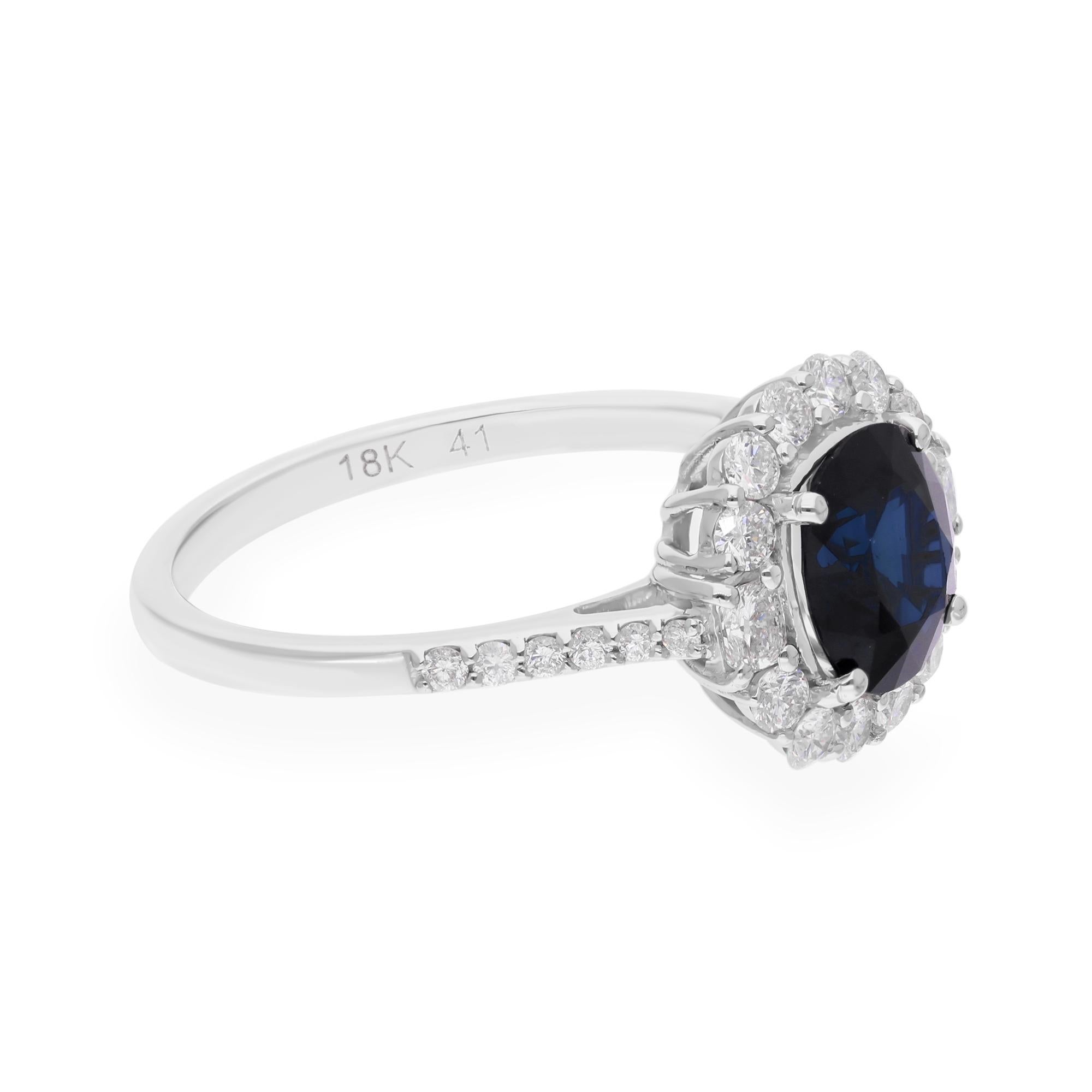 Coulée dans de l'or 14 carats, cette bague exquise est sertie d'un saphir bleu de 1,62 carats et de diamants étincelants de 0,59 carats.

Suivez la vitrine de Spectrum Jewels pour découvrir la dernière collection et les pièces exclusives. Spectrum