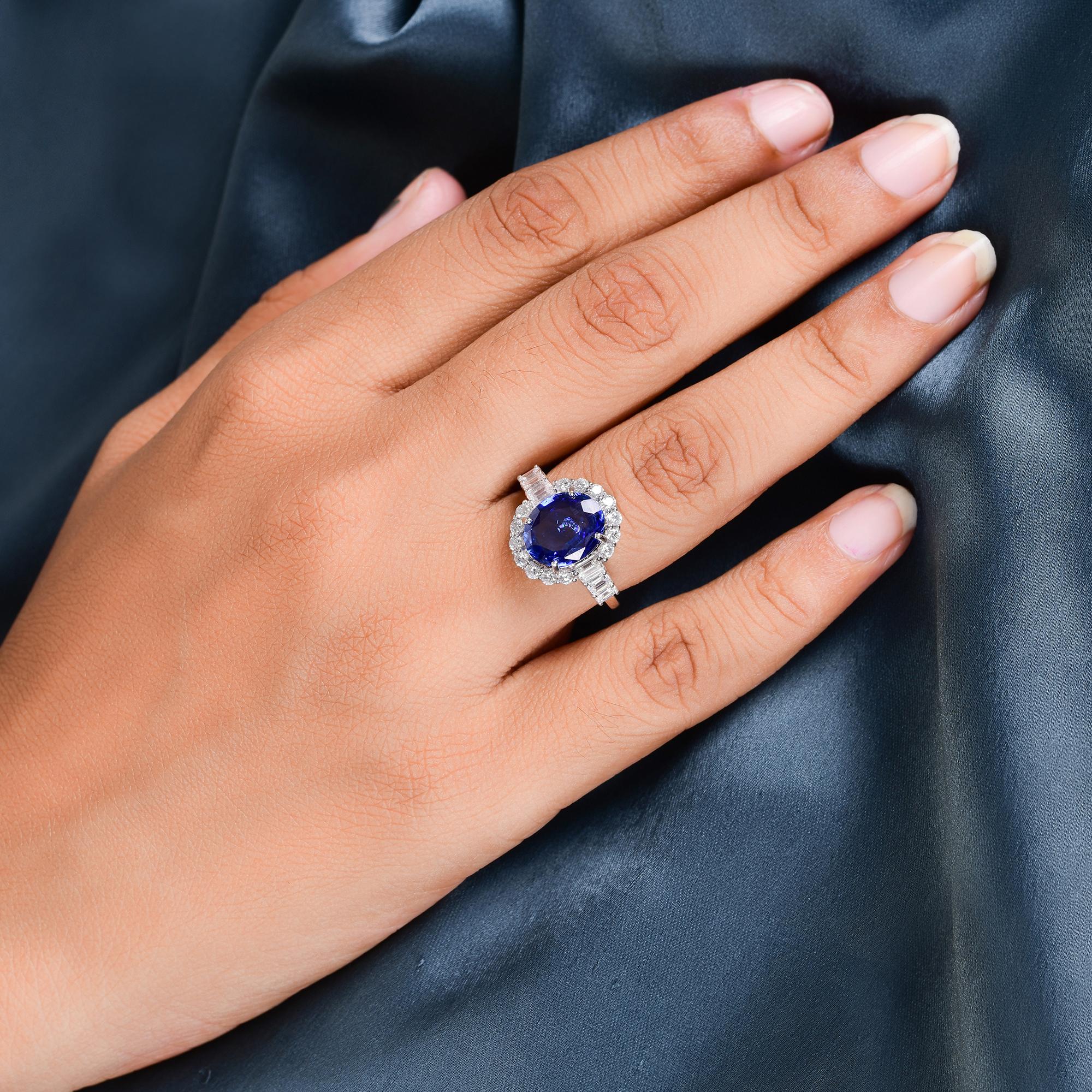 Blue Sapphire Gemstone Ring SI Clarity HI Color Diamond 18 Karat White Gold In New Condition For Sale In Diera, Dubai