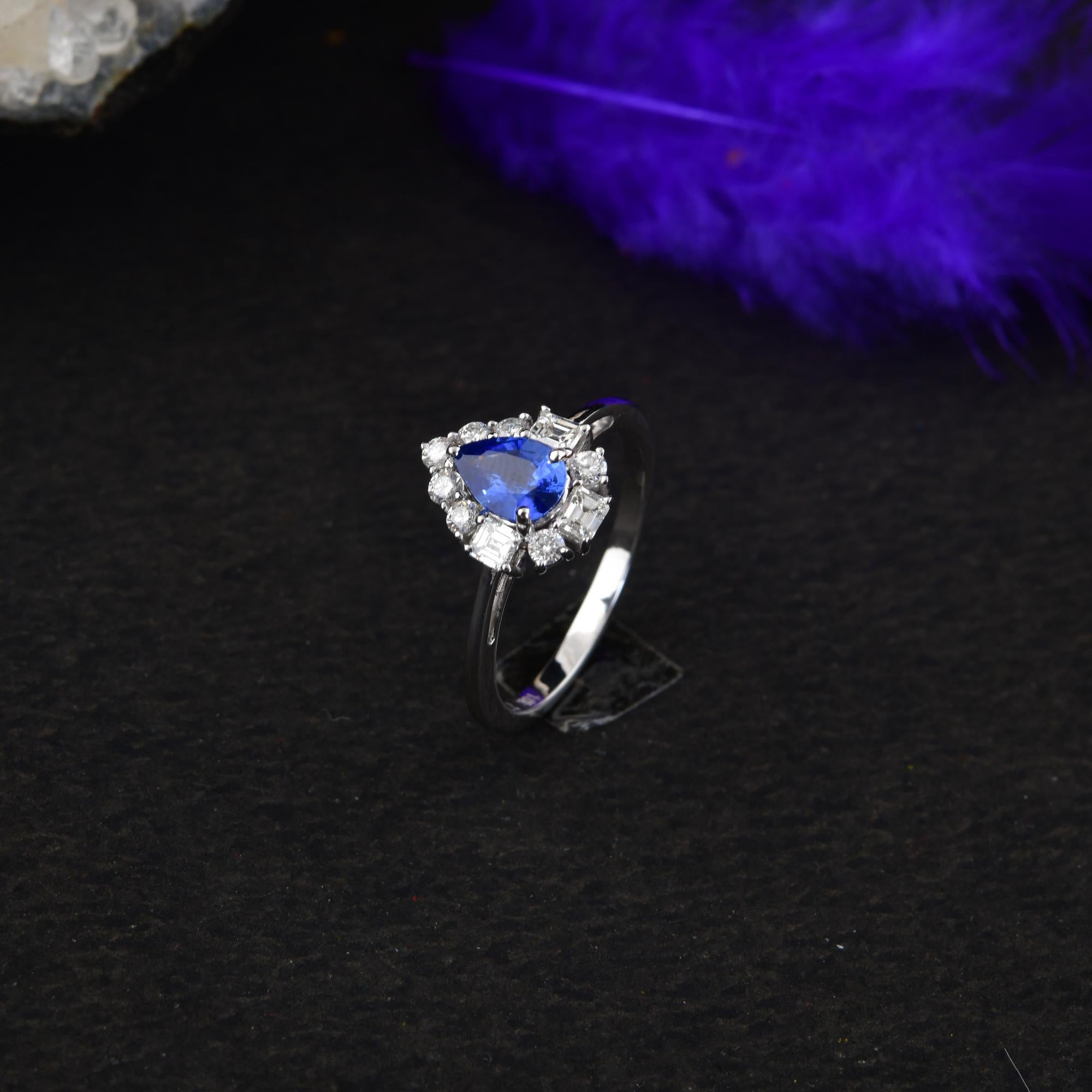 Zafiro Azul Anillo de Piedras Preciosas Diamante 18 Kilates Oro Blanco Hecho a Mano Joyería Fina Corte pera en venta