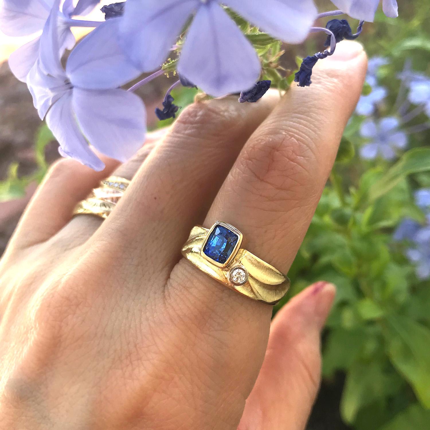 Cushion Cut Blue Sapphire Geo Ring in 18 Karat Yellow and Palladium White Gold Side Diamond