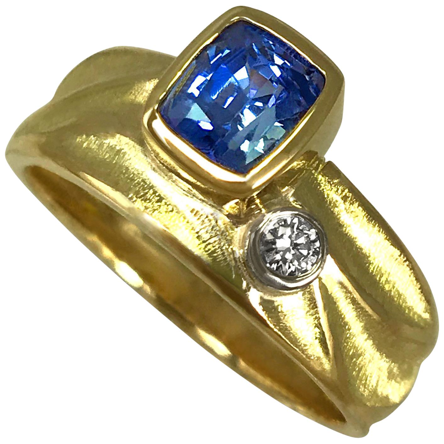 Blue Sapphire Geo Ring in 18 Karat Yellow and Palladium White Gold Side Diamond