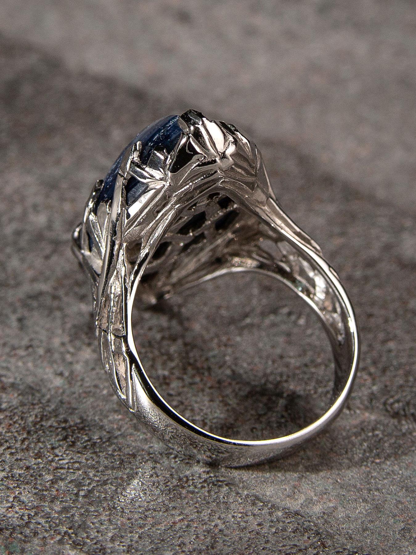 Blue Sapphire Gold Ring Crystal Healing Star Corundum For Sale 3