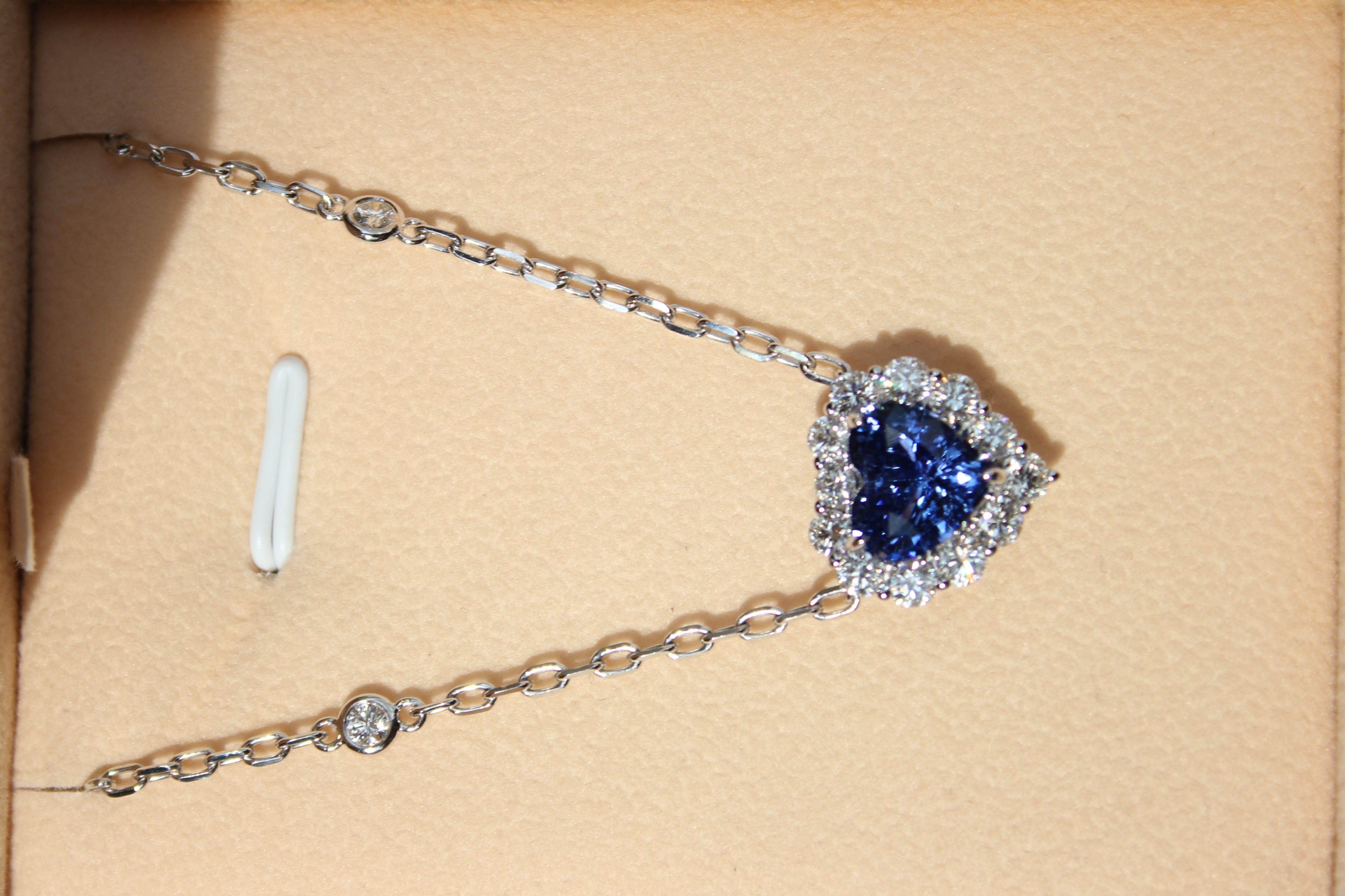 Blue Sapphire Heart Shape Cut Diamonds Halo 18K White Gold Pendant Necklace For Sale 10