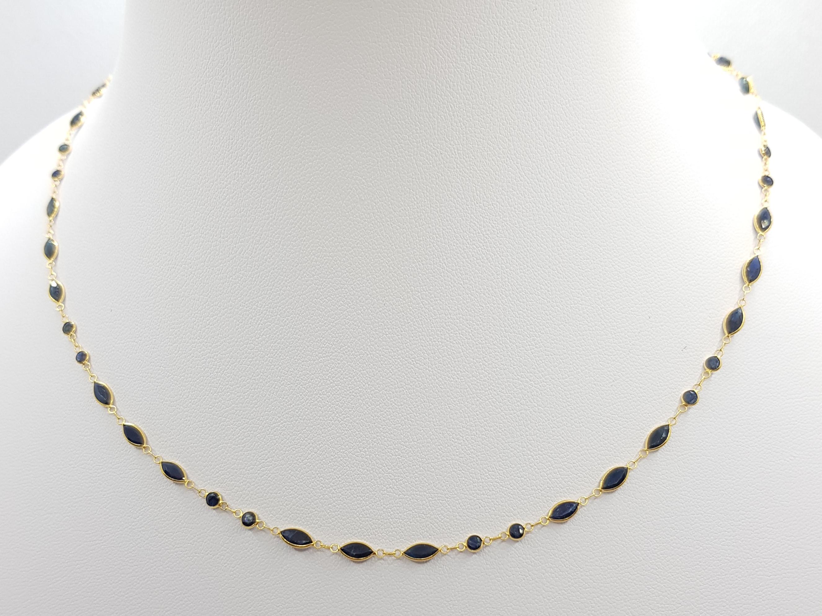 Blue Sapphire 9.73 carats Necklace set in 18 Karat Gold Settings

Width:  0.3 cm 
Length: 47.5 cm
Total Weight: 3.68 grams

