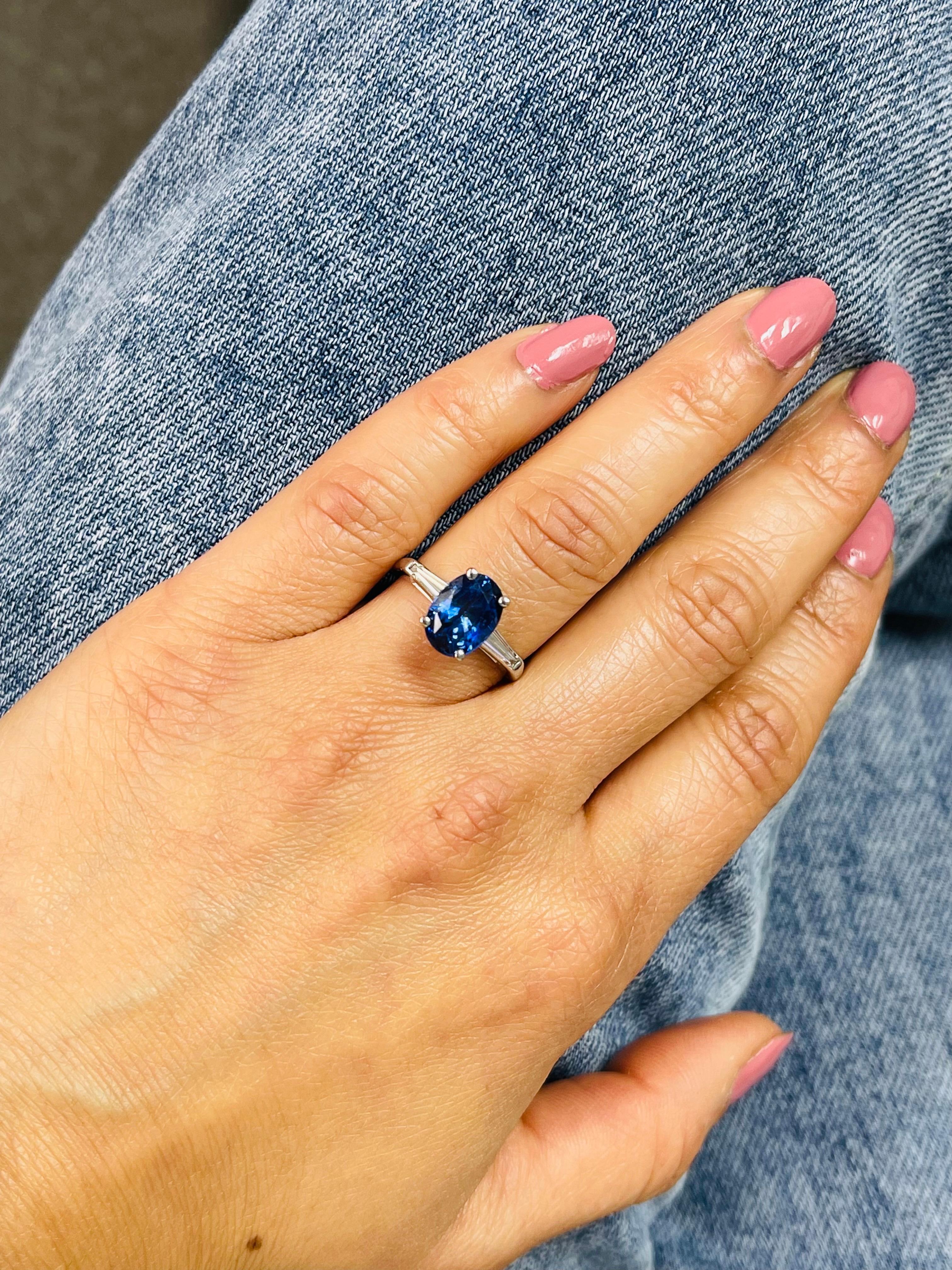 Bague de fiançailles en platine, saphir bleu ovale et diamant certifié GIA en vente 1