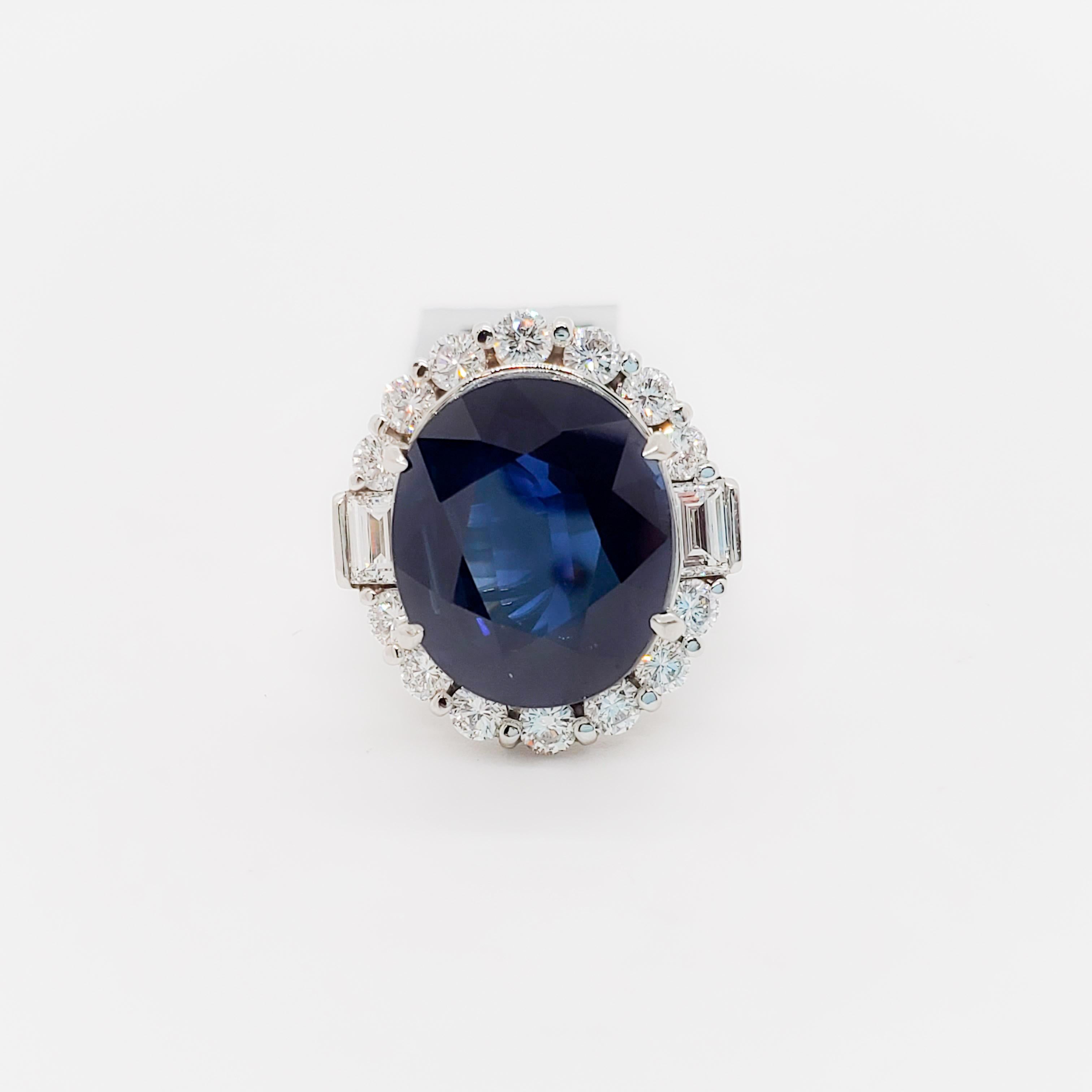 Blue Sapphire Oval and White Diamond Cocktail Ring in Platinum In New Condition In Los Angeles, CA