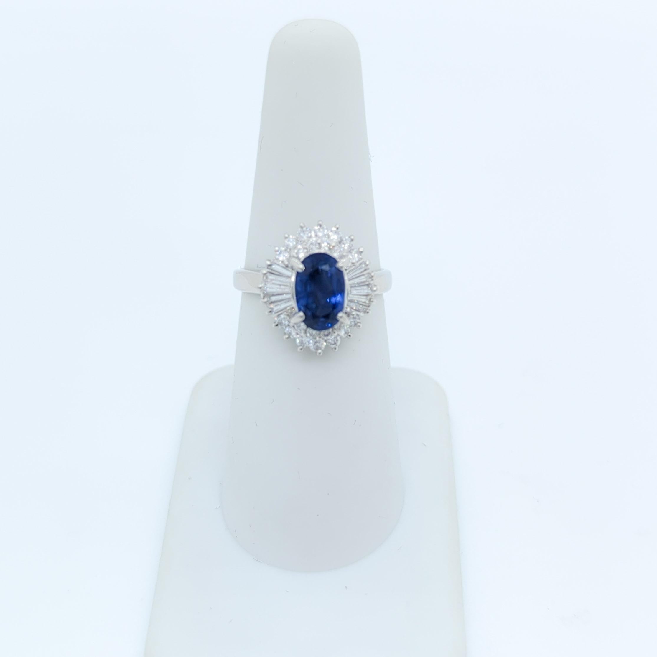 Blue Sapphire Oval and White Diamond Cocktail Ring in Platinum In New Condition For Sale In Los Angeles, CA